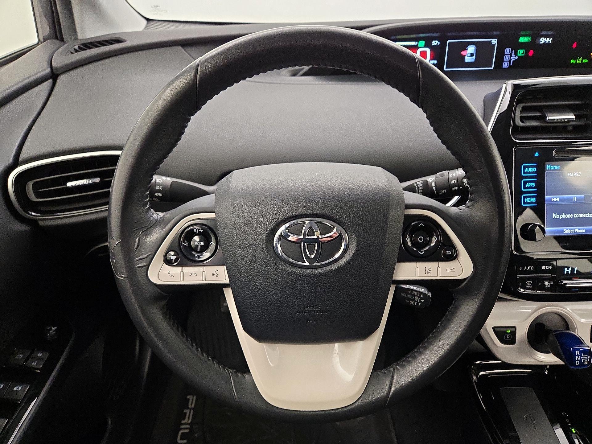 Thumbnail: 2017 Toyota Prius - 10