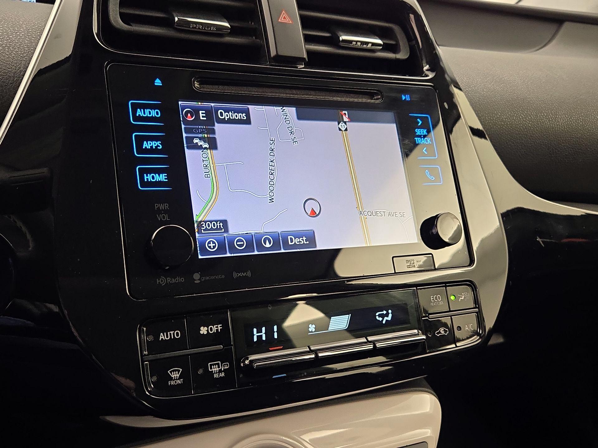 Thumbnail: 2017 Toyota Prius - 14