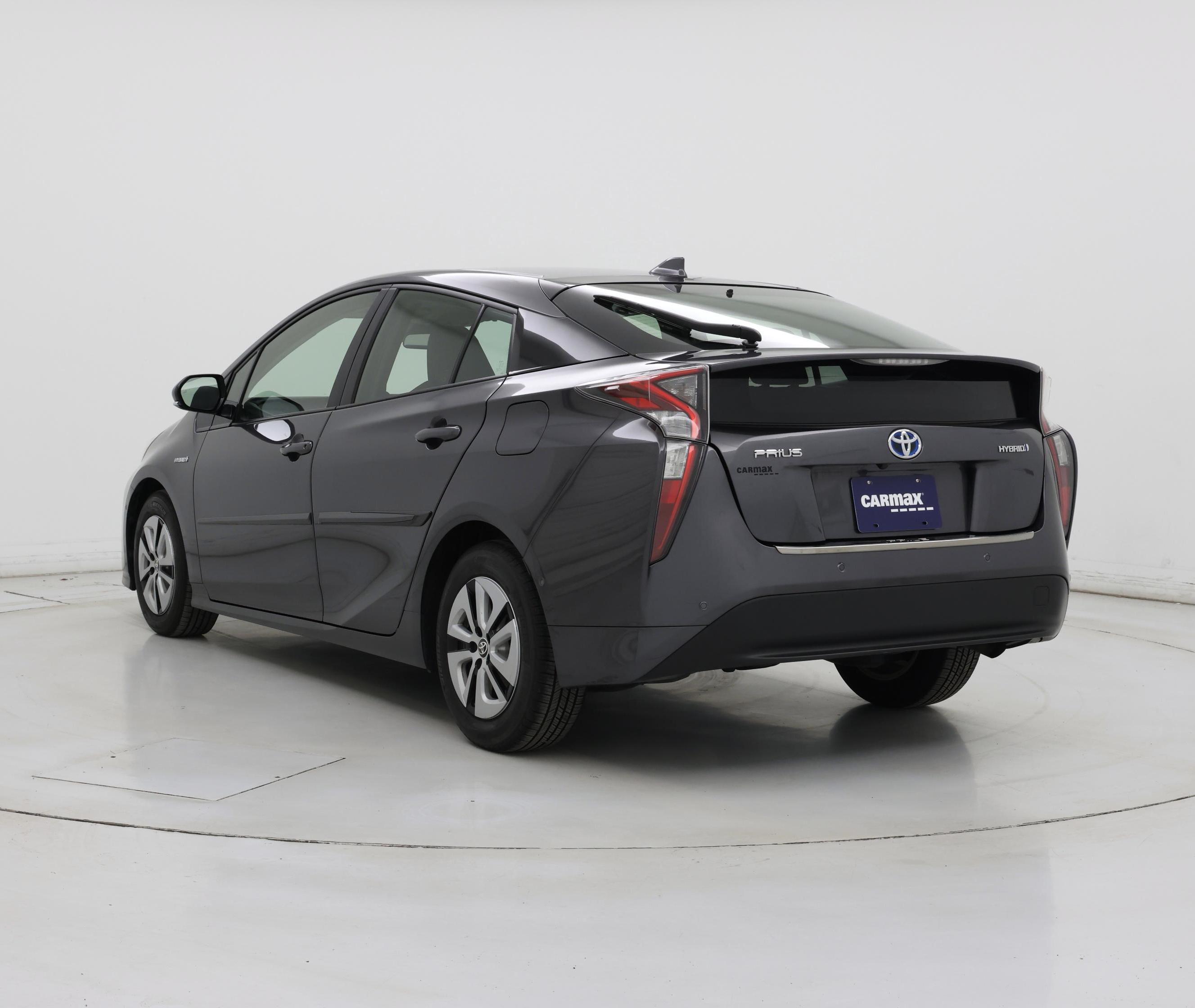 Thumbnail: 2017 Toyota Prius - 2