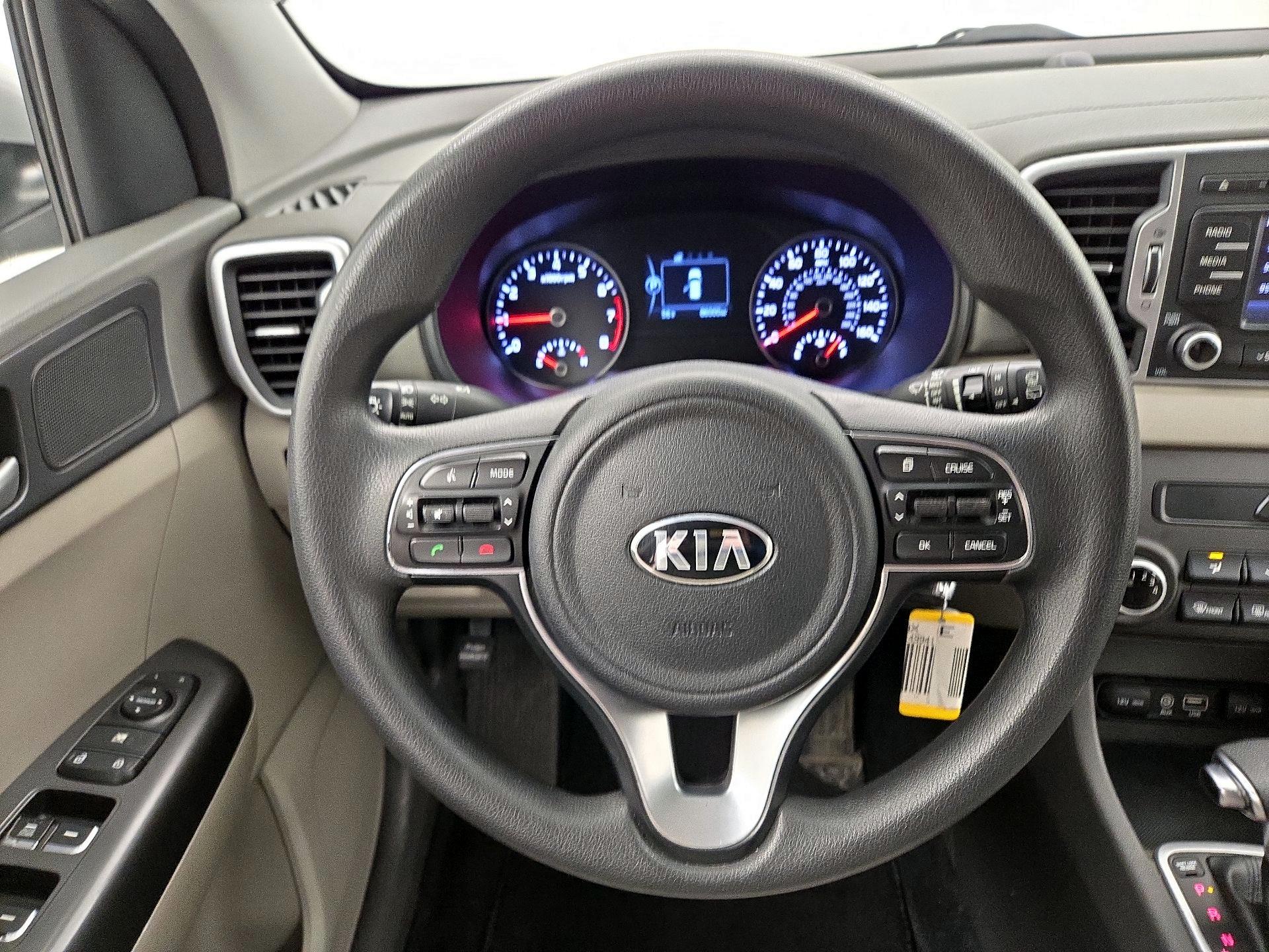 Thumbnail: 2017 Kia Sportage - 10
