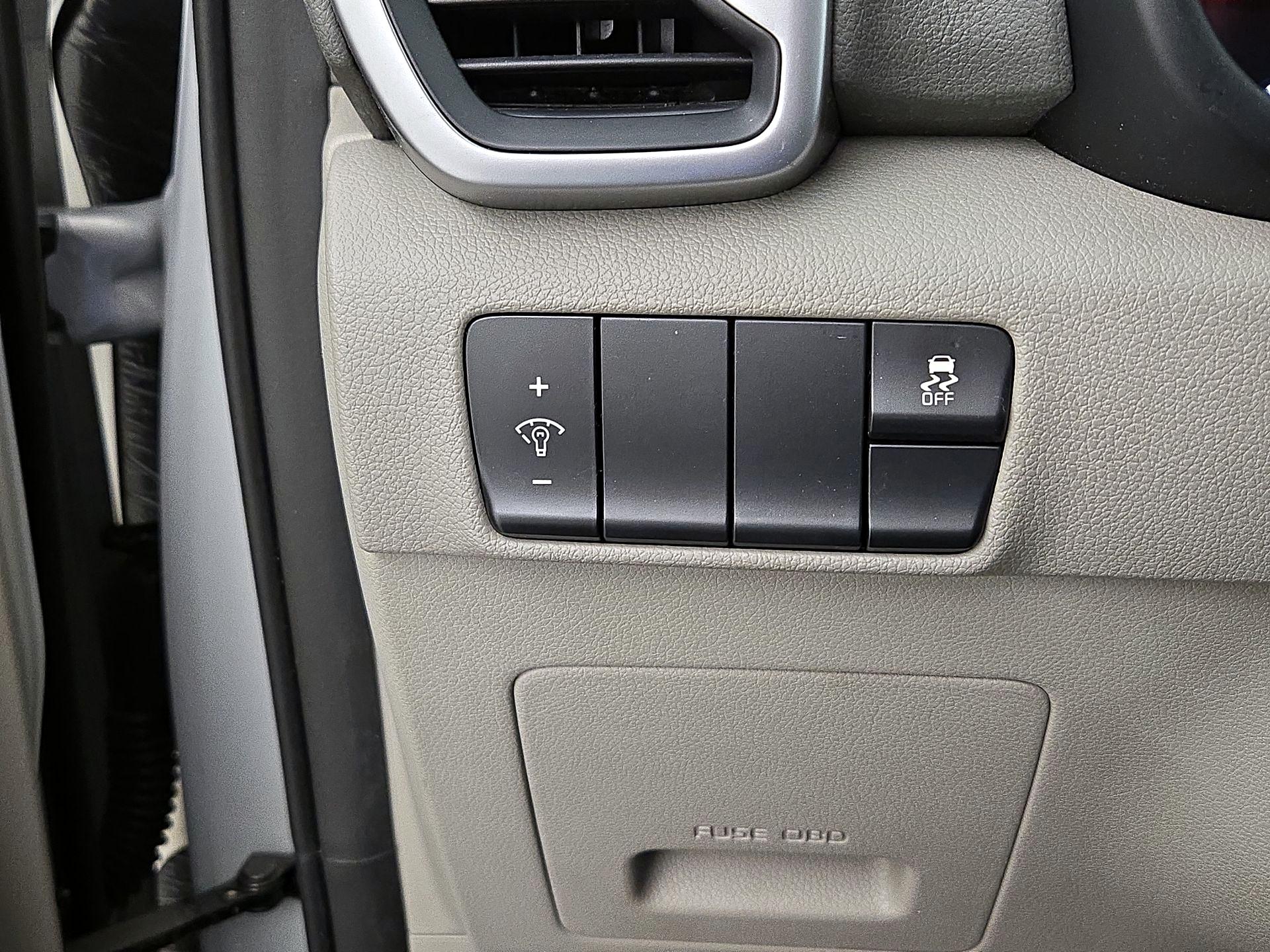 Thumbnail: 2017 Kia Sportage - 13