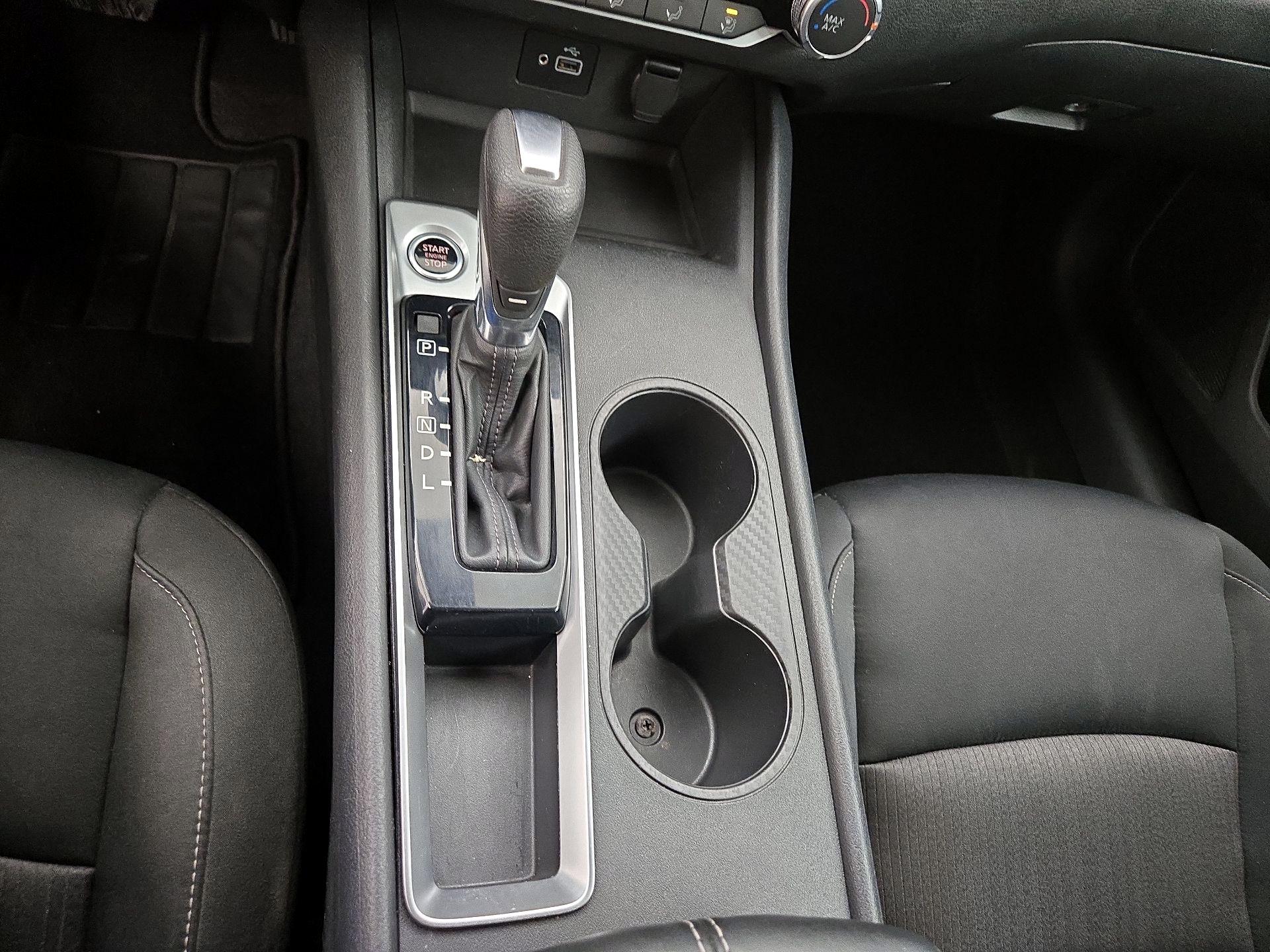 Thumbnail: 2021 Nissan Altima - 17