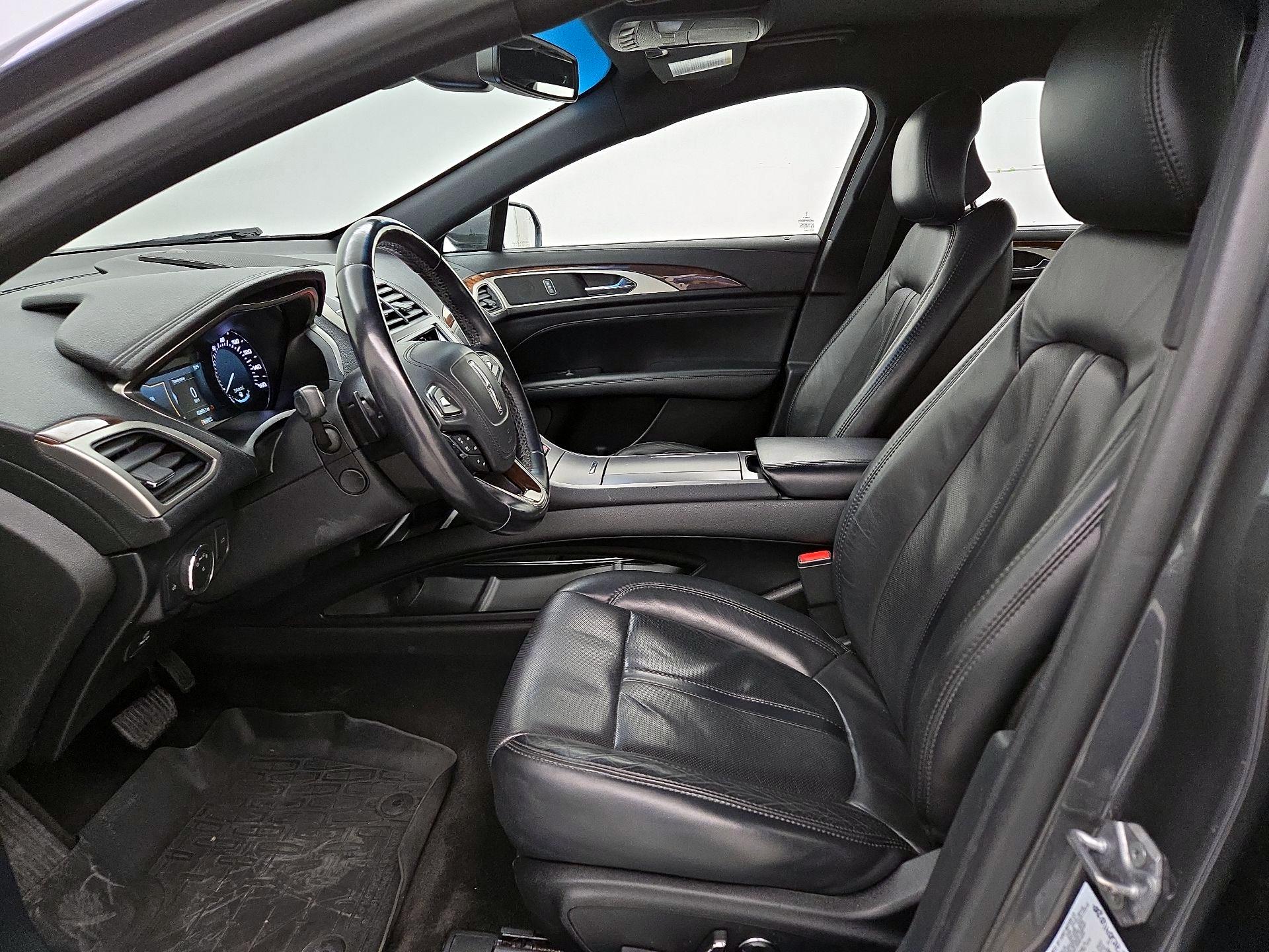 Thumbnail: 2017 Lincoln MKZ - 11