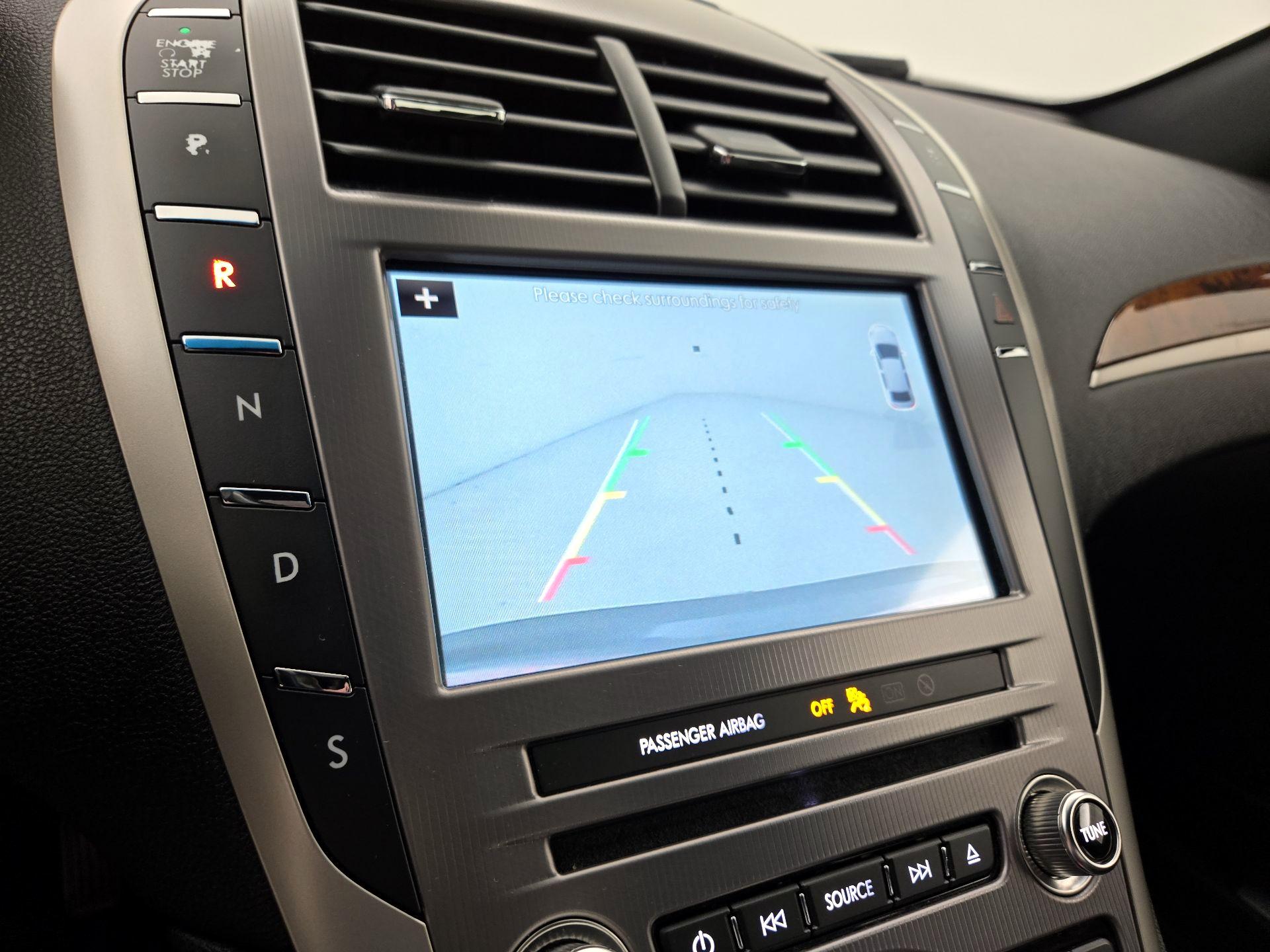 Thumbnail: 2017 Lincoln MKZ - 15