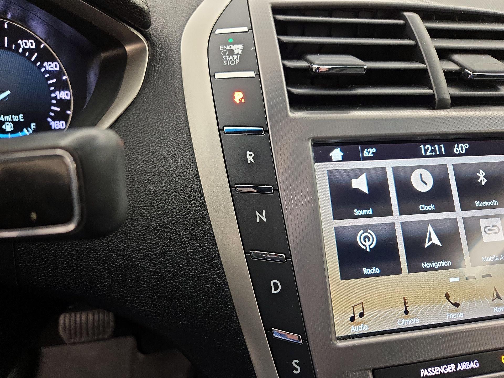 Thumbnail: 2017 Lincoln MKZ - 18