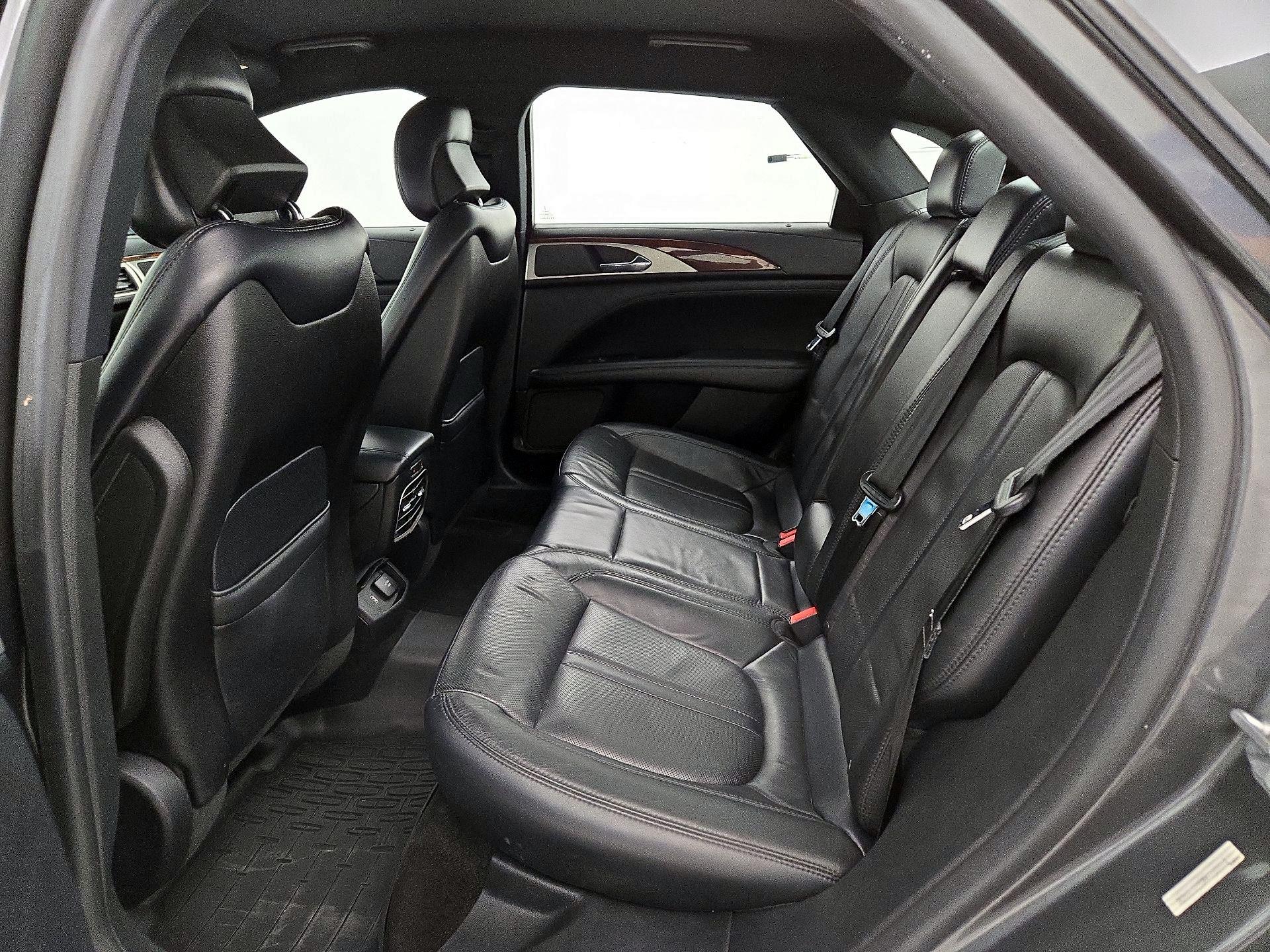 Thumbnail: 2017 Lincoln MKZ - 20