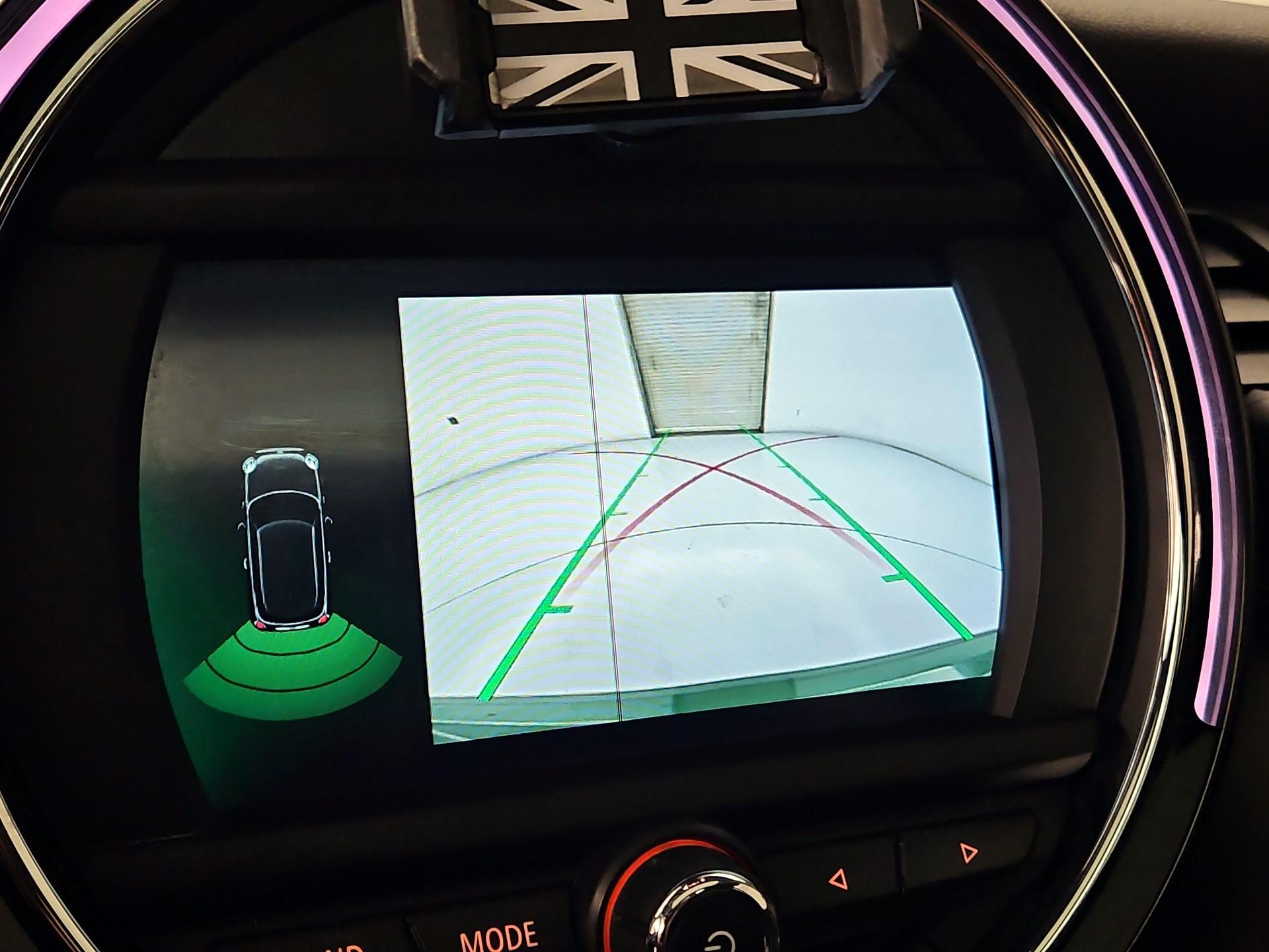 Thumbnail: 2020 MINI Cooper Hardtop - 14