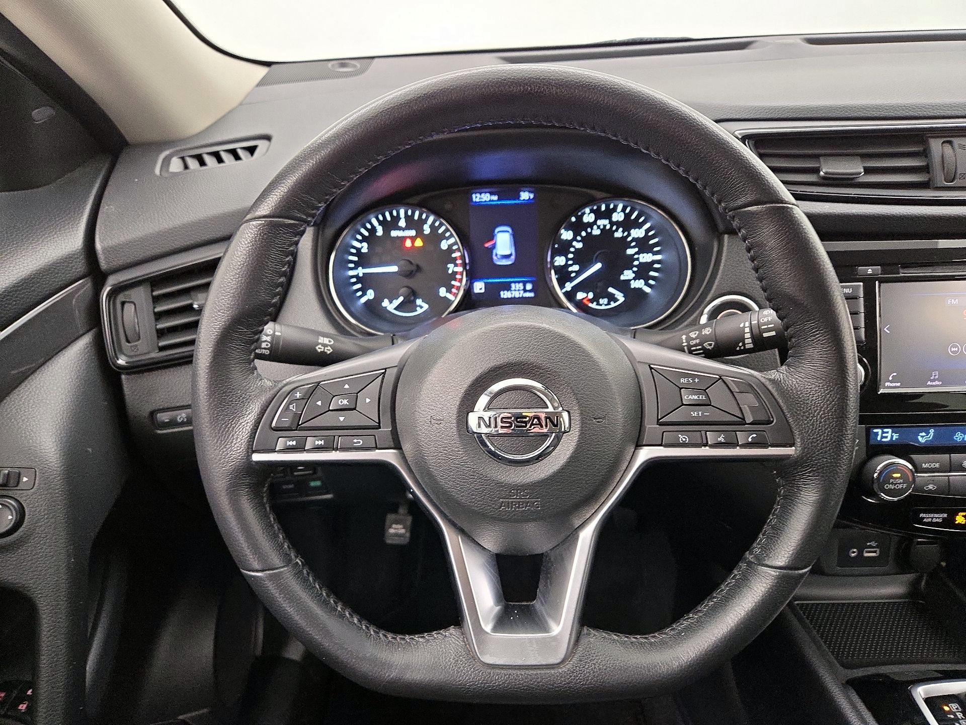 Thumbnail: 2018 Nissan Rogue - 10