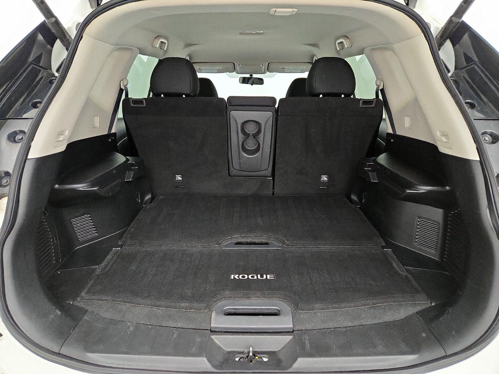 Thumbnail: 2018 Nissan Rogue - 20