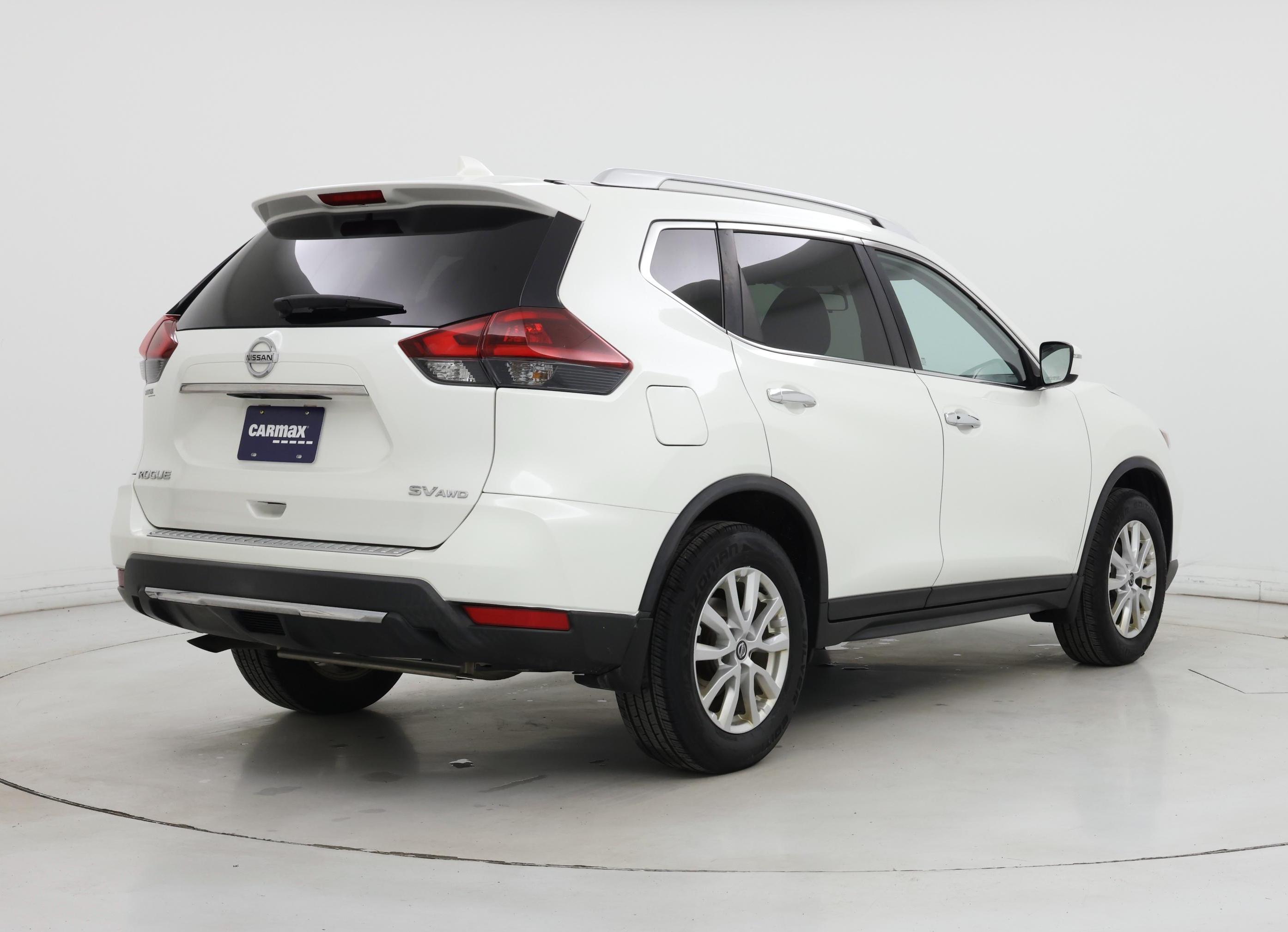 Thumbnail: 2018 Nissan Rogue - 8