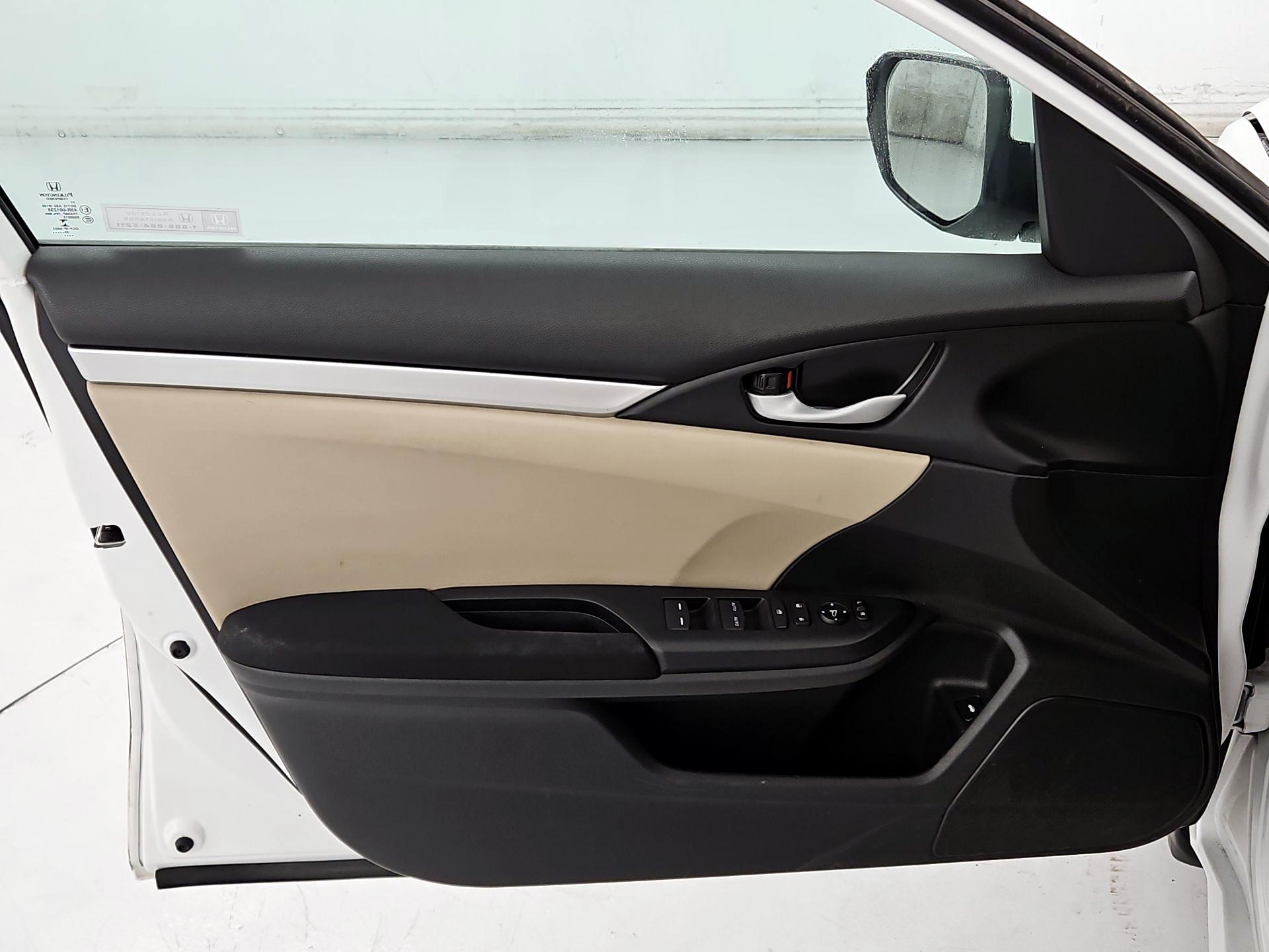 Thumbnail: 2020 Honda Civic - 12