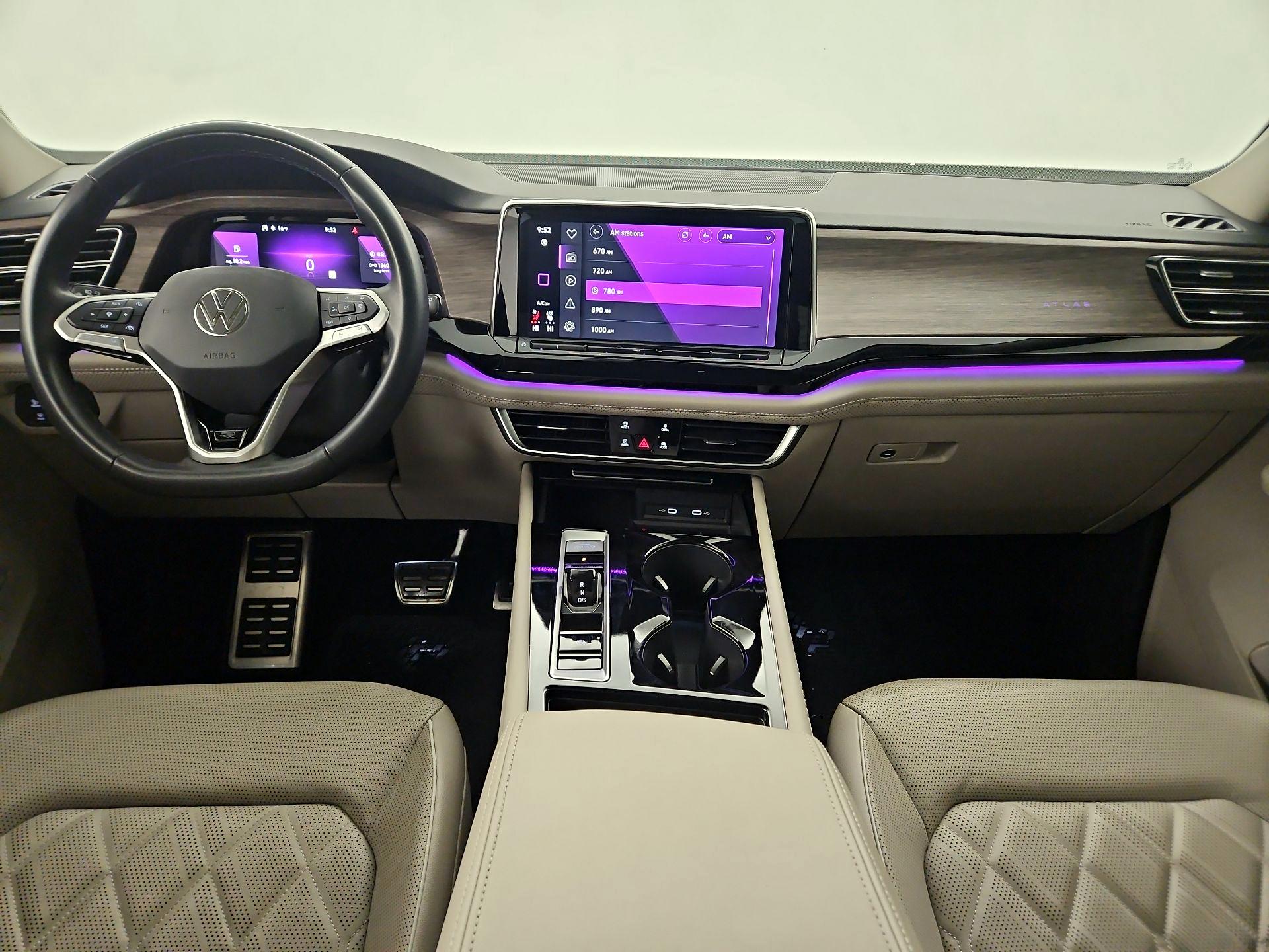 Thumbnail: 2024 Volkswagen Atlas - 9