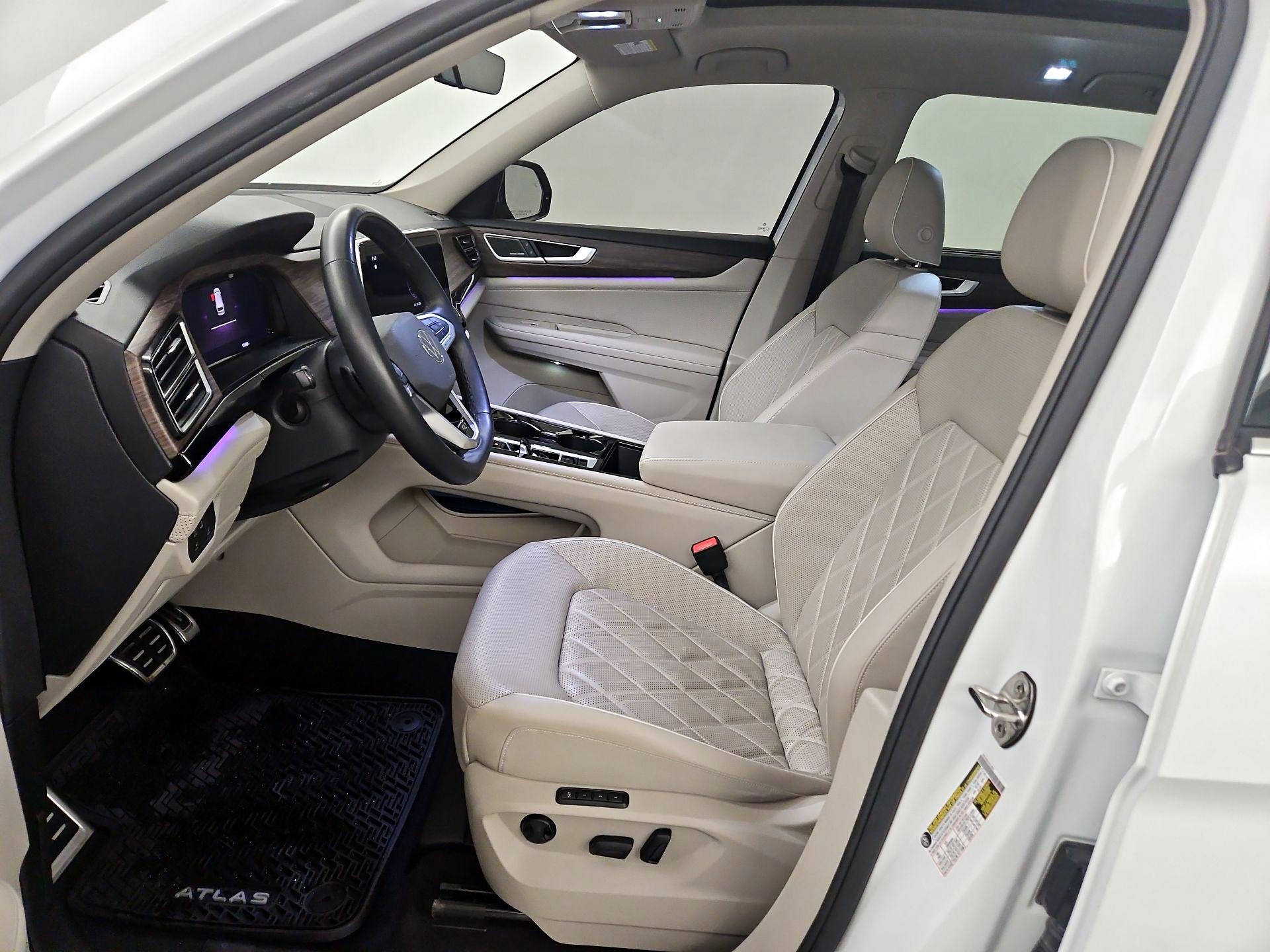 Thumbnail: 2024 Volkswagen Atlas - 11