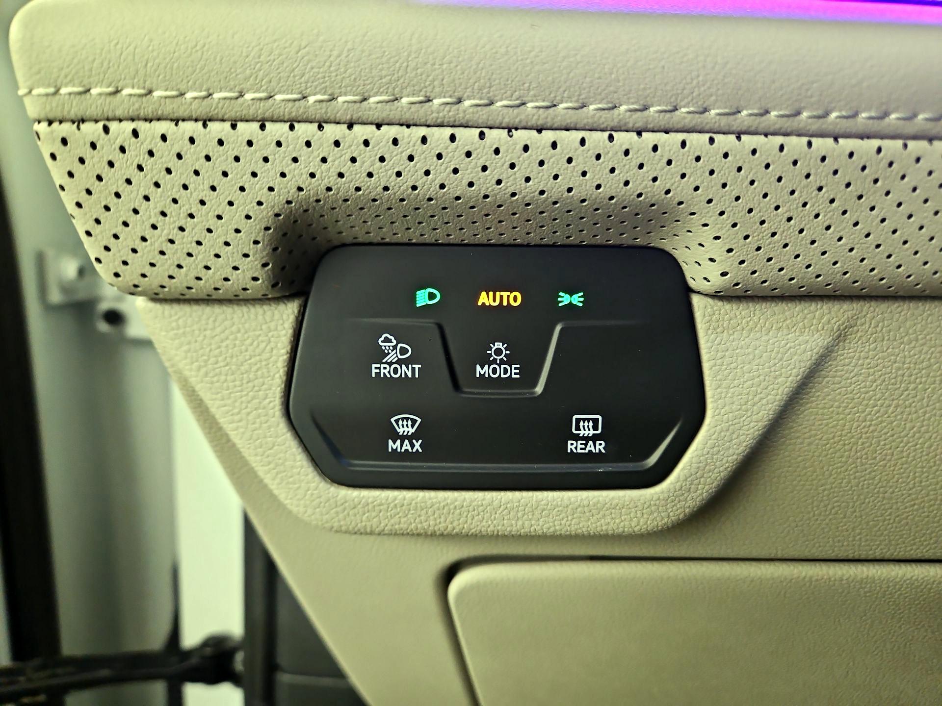 Thumbnail: 2024 Volkswagen Atlas - 13