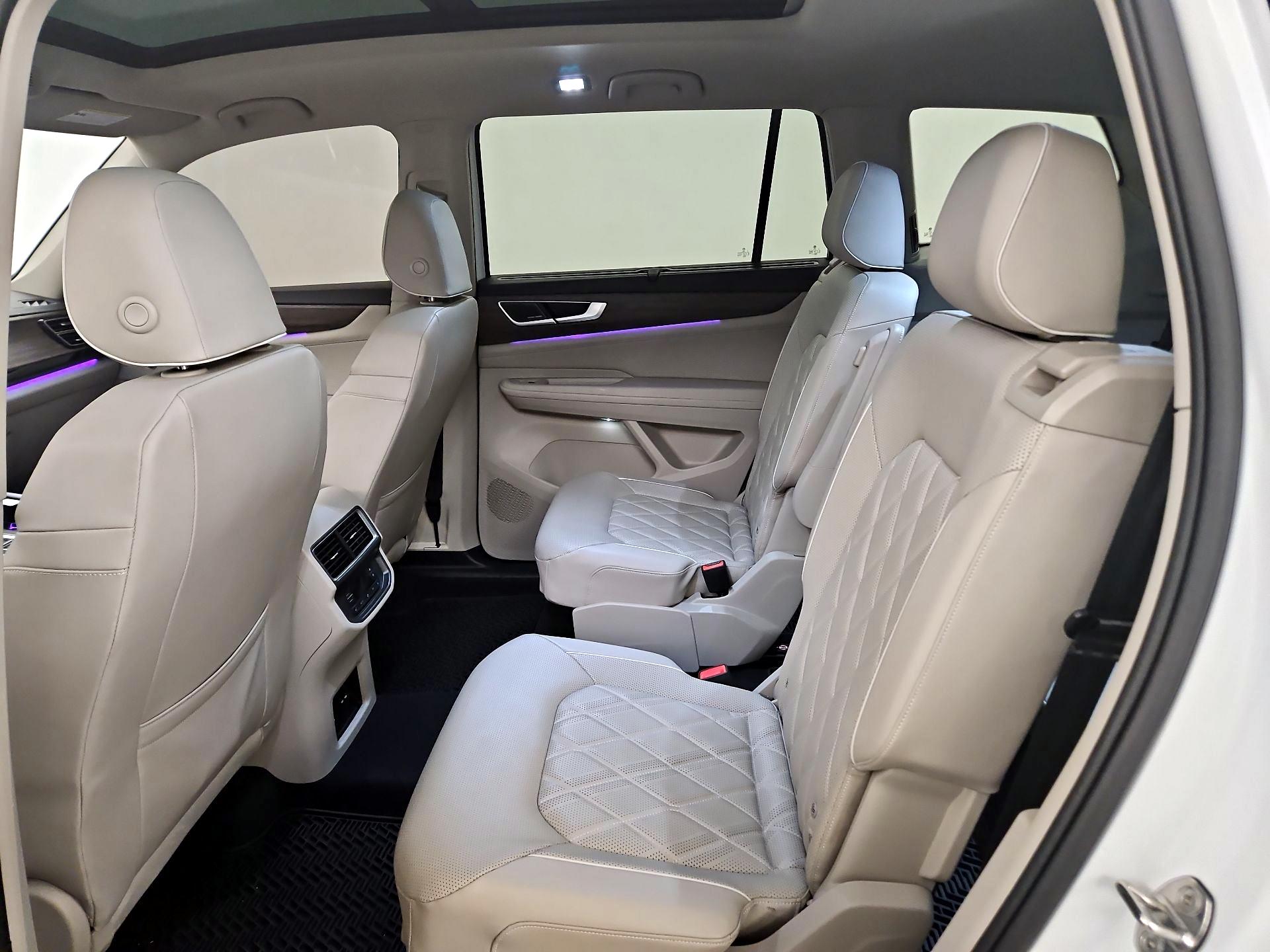 Thumbnail: 2024 Volkswagen Atlas - 20