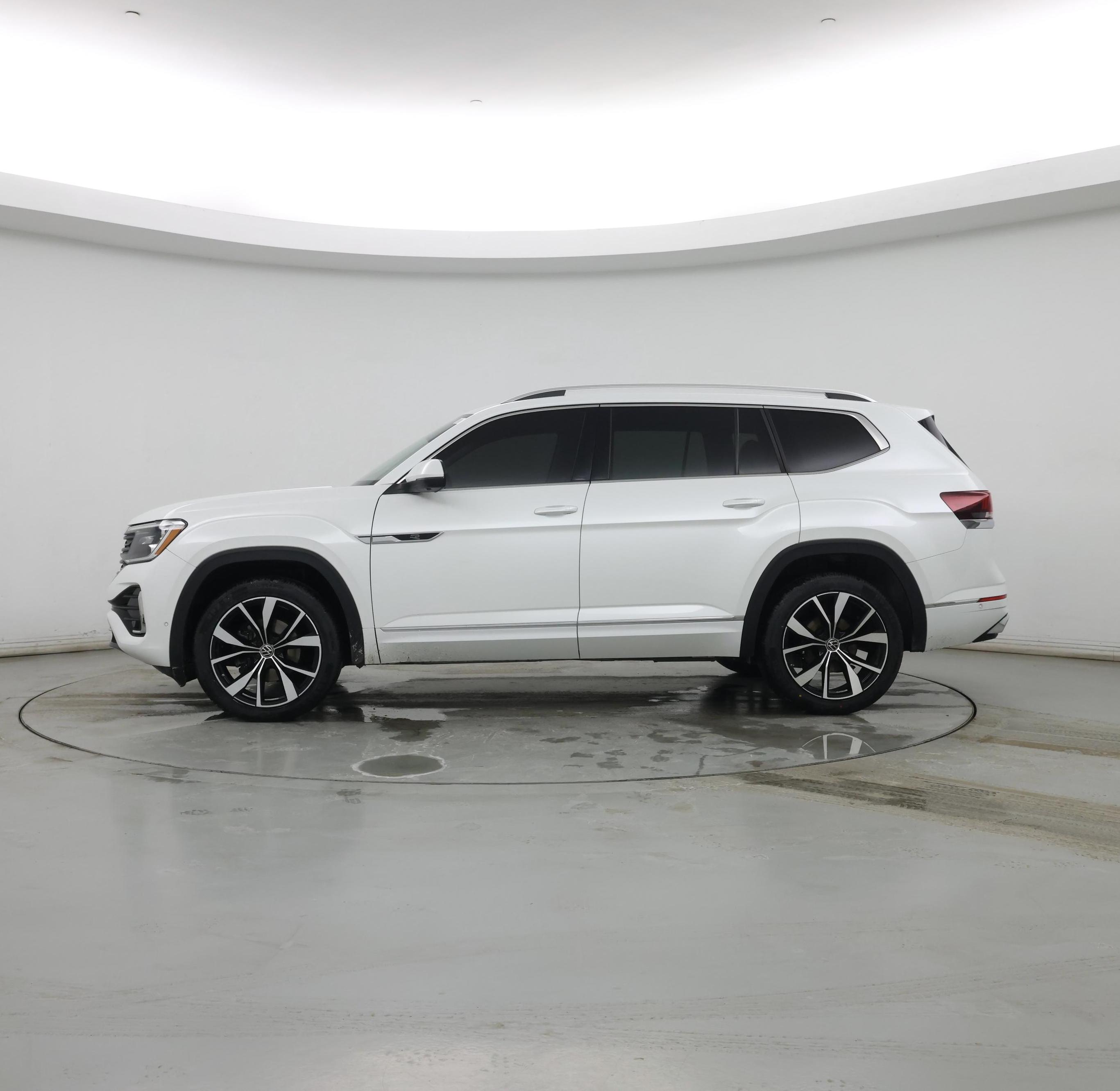 Thumbnail: 2024 Volkswagen Atlas - 3