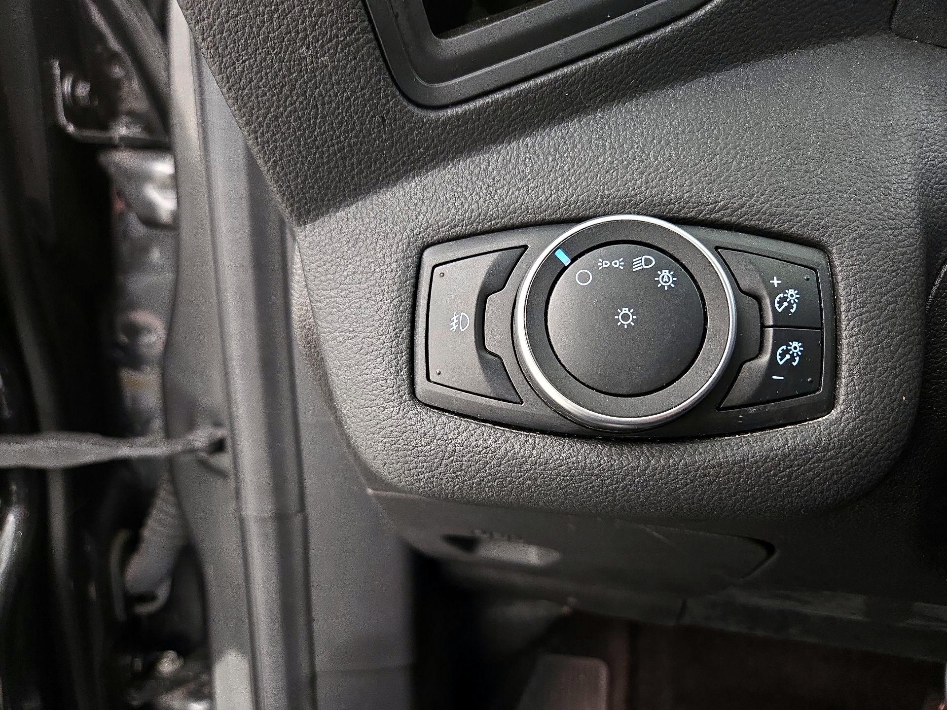 Thumbnail: 2016 Ford Escape - 13