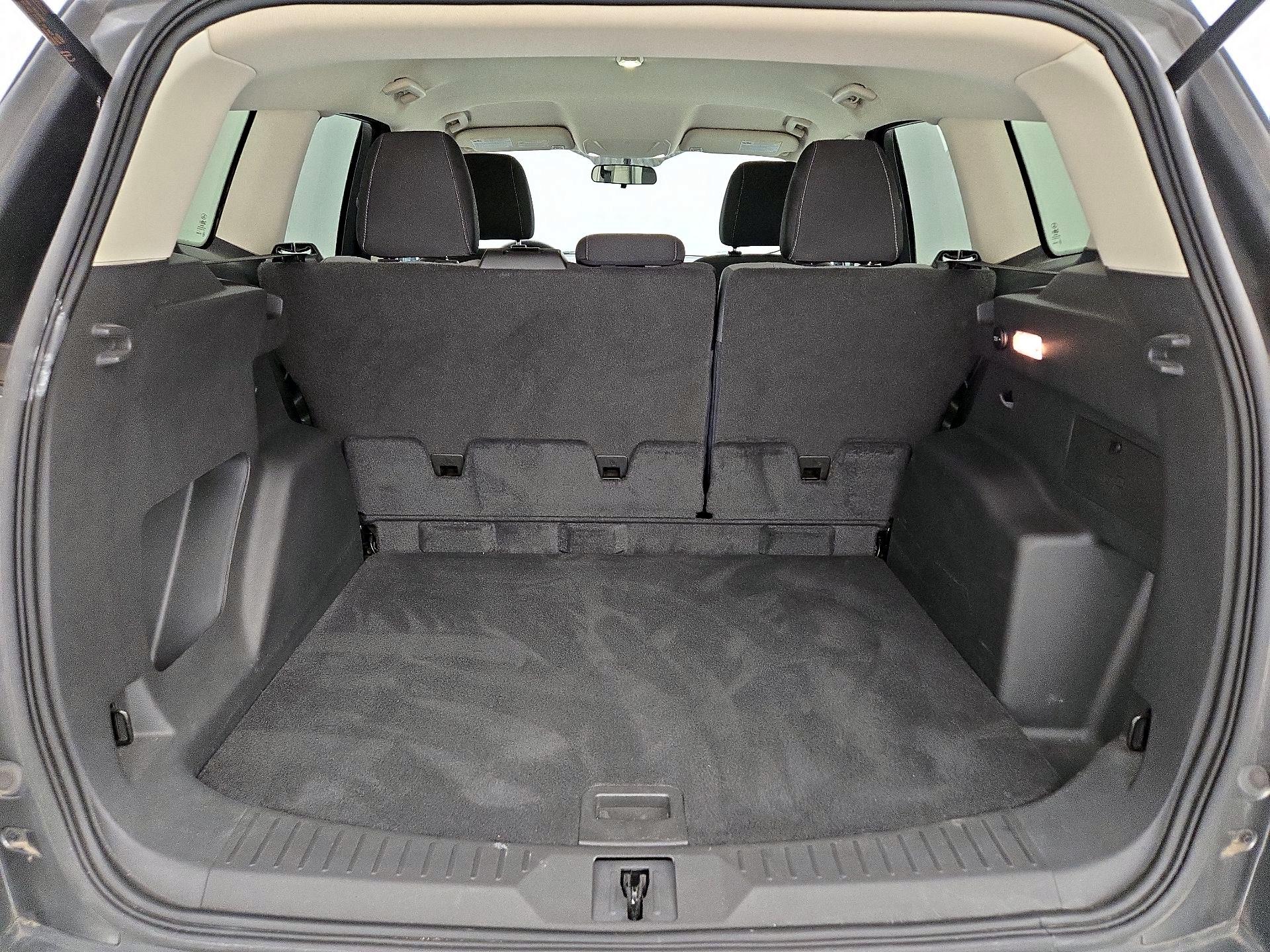 Thumbnail: 2016 Ford Escape - 20