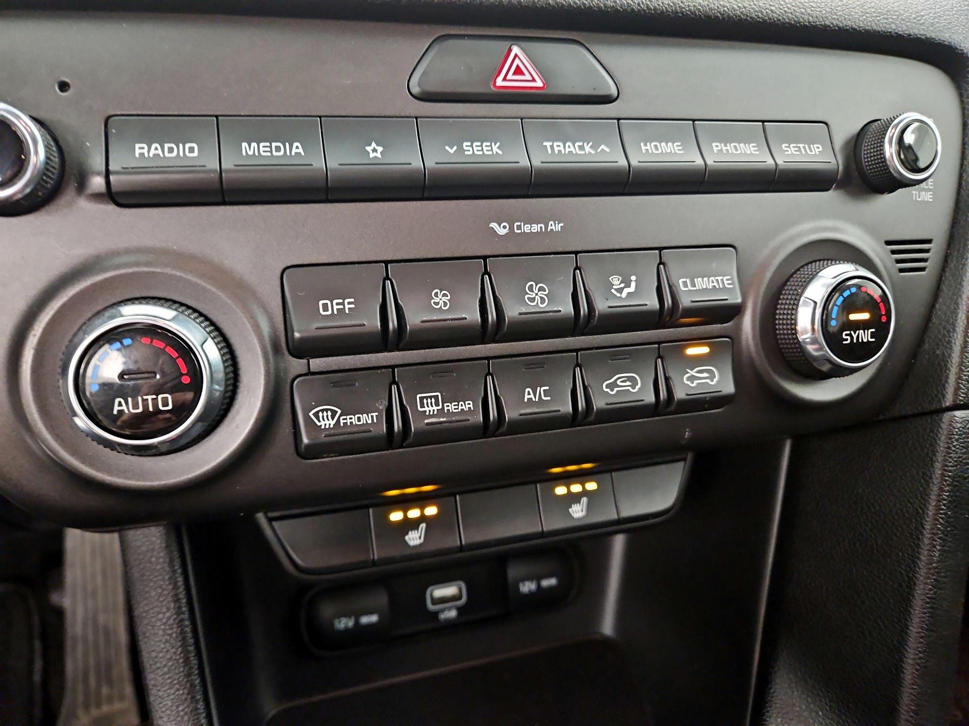 Thumbnail: 2022 Kia Sportage - 16