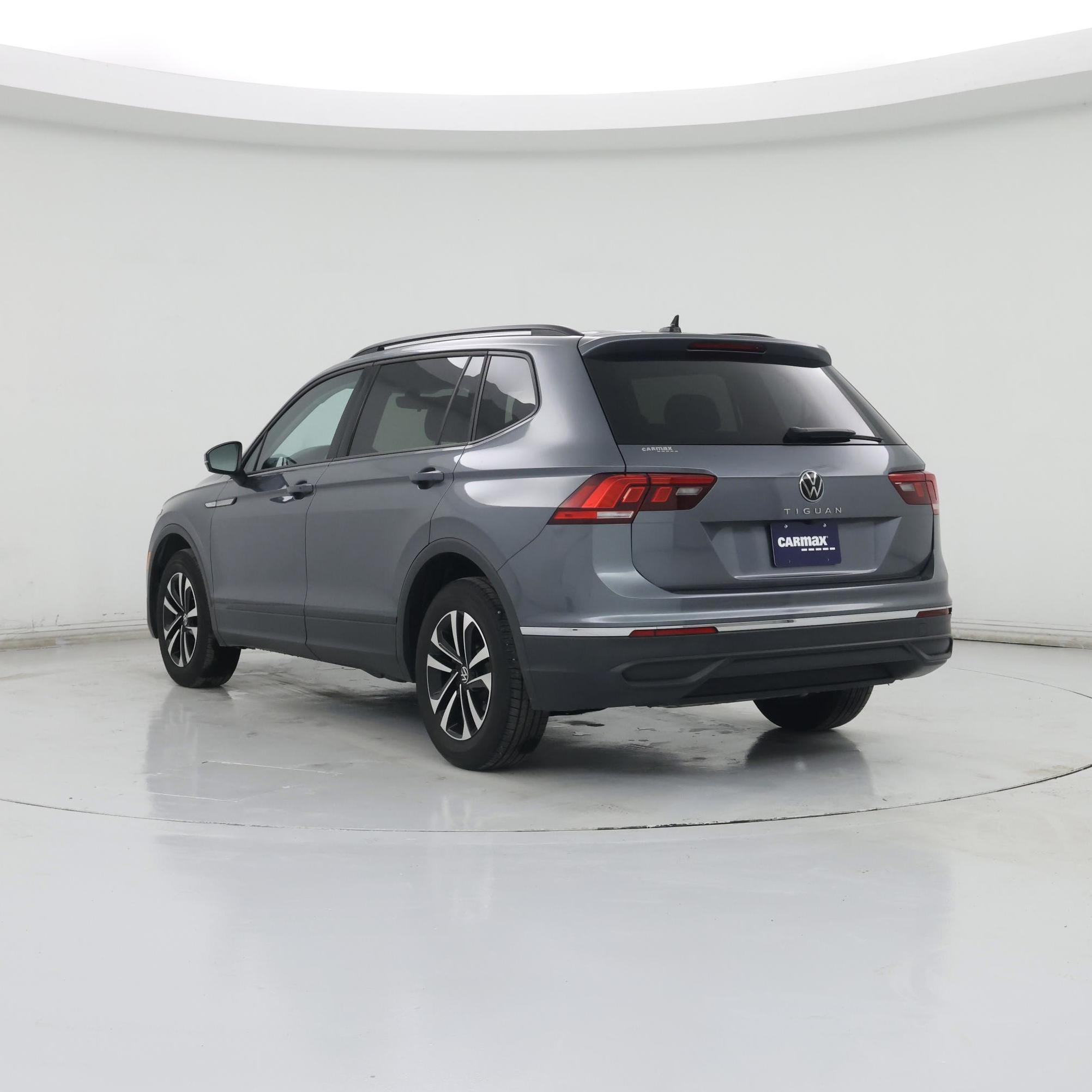 Thumbnail: 2023 Volkswagen Tiguan - 2