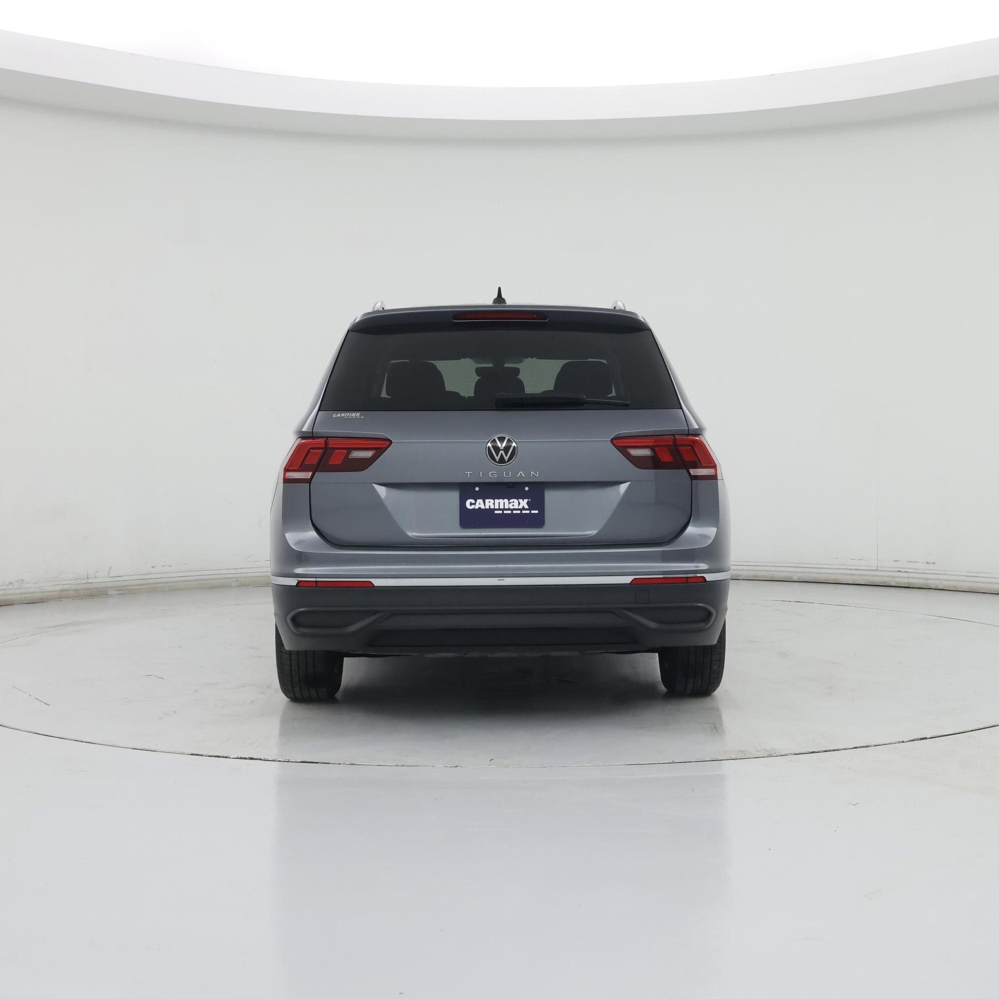 Thumbnail: 2023 Volkswagen Tiguan - 6