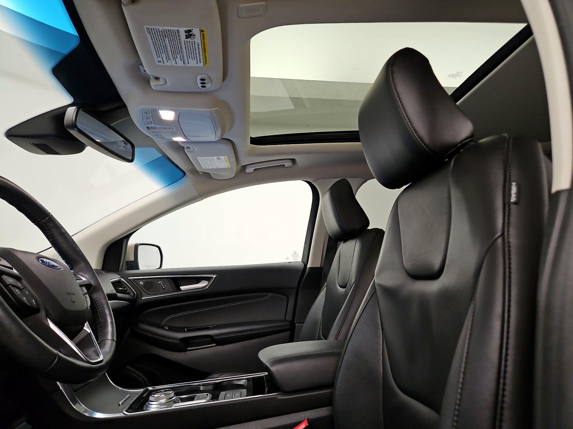 Thumbnail: 2020 Ford Edge - 20