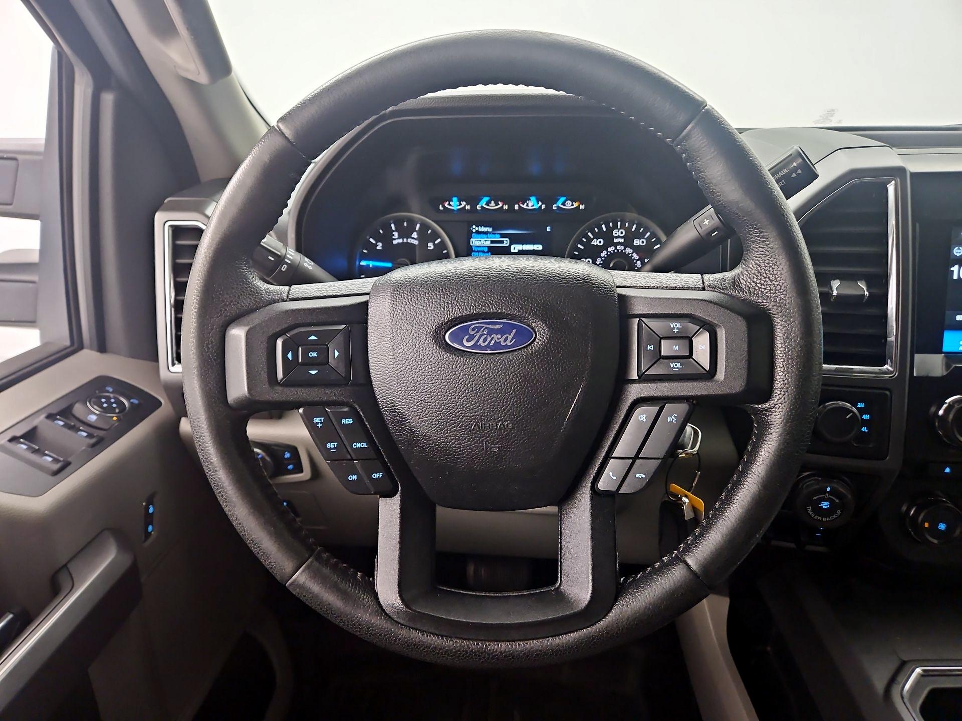 Thumbnail: 2016 Ford F-150 - 10