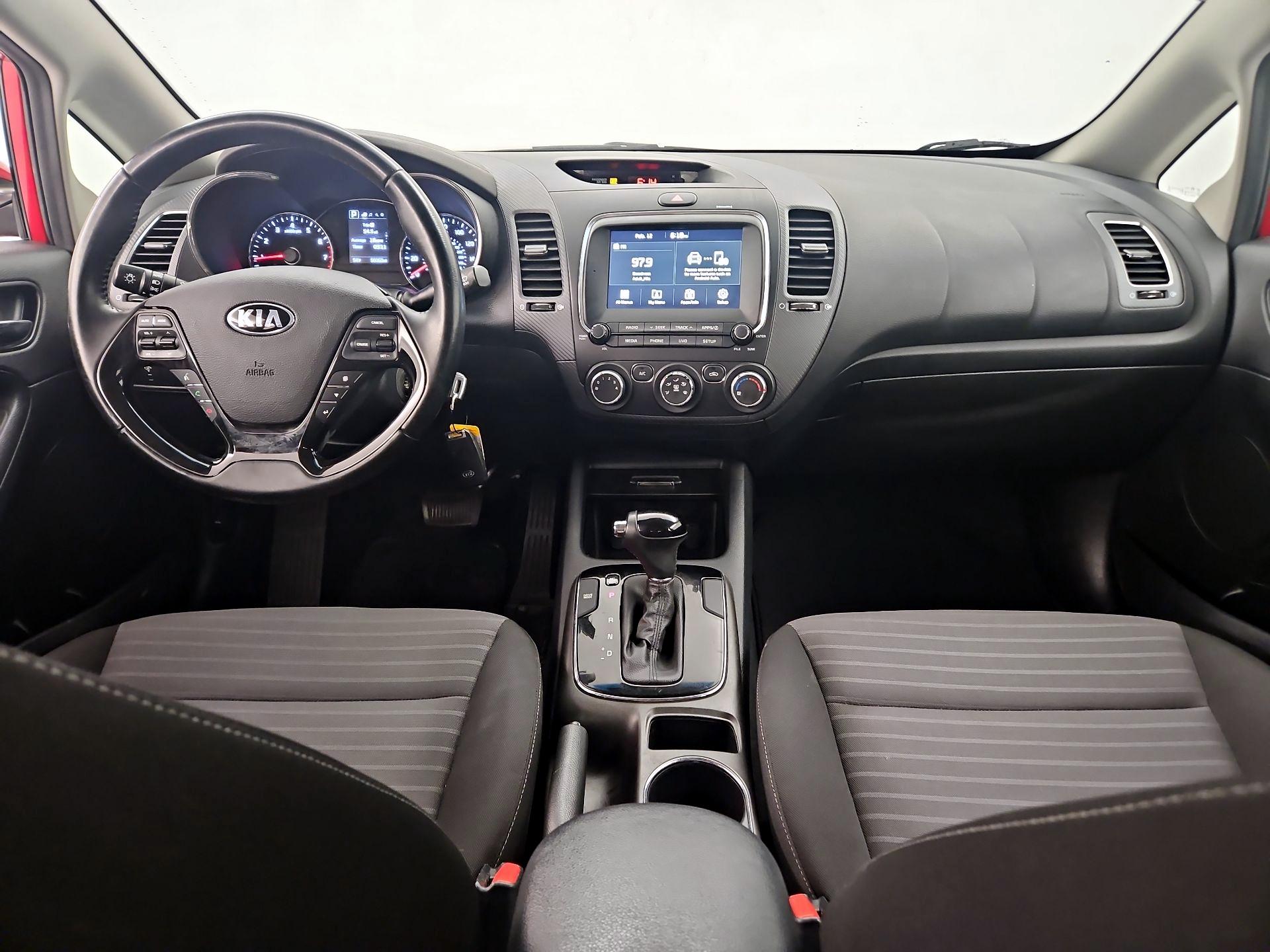 Thumbnail: 2017 Kia Forte - 9