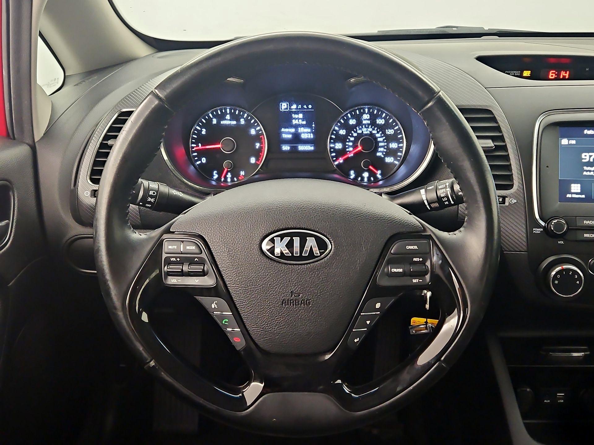 Thumbnail: 2017 Kia Forte - 10