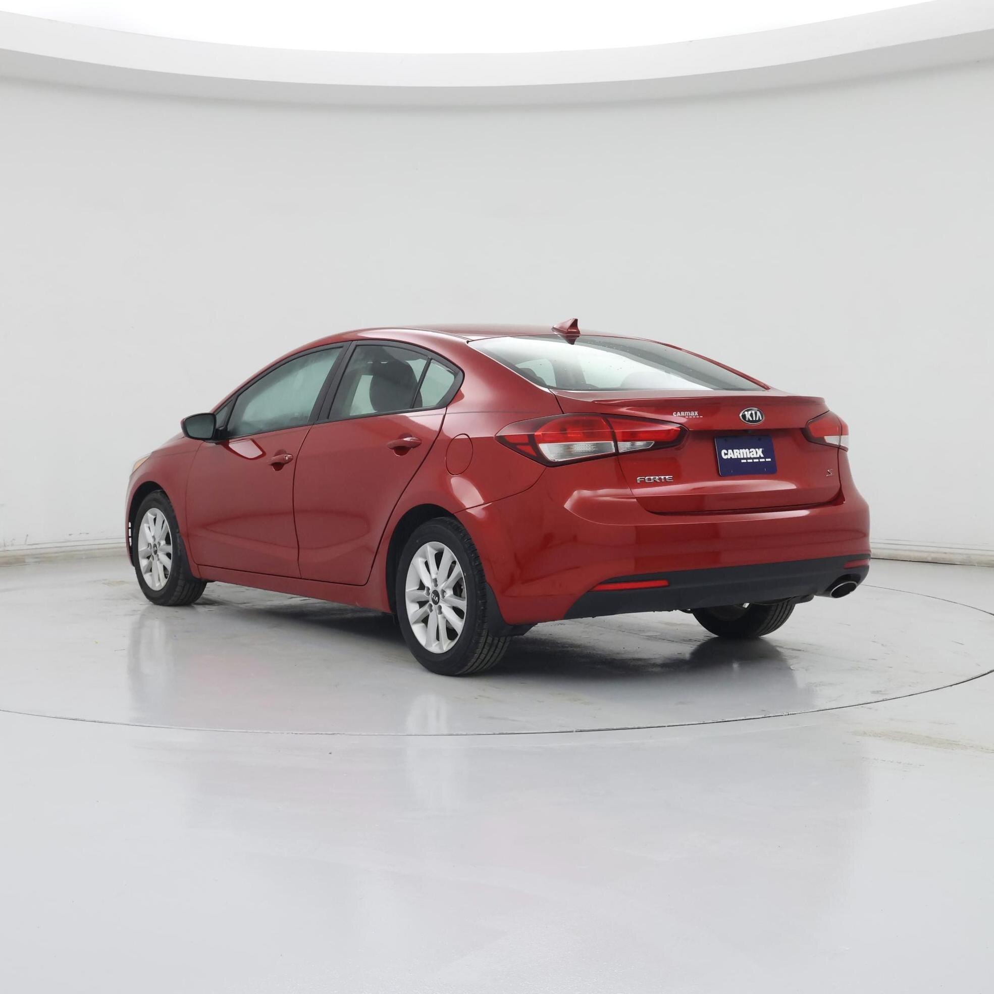 Thumbnail: 2017 Kia Forte - 2