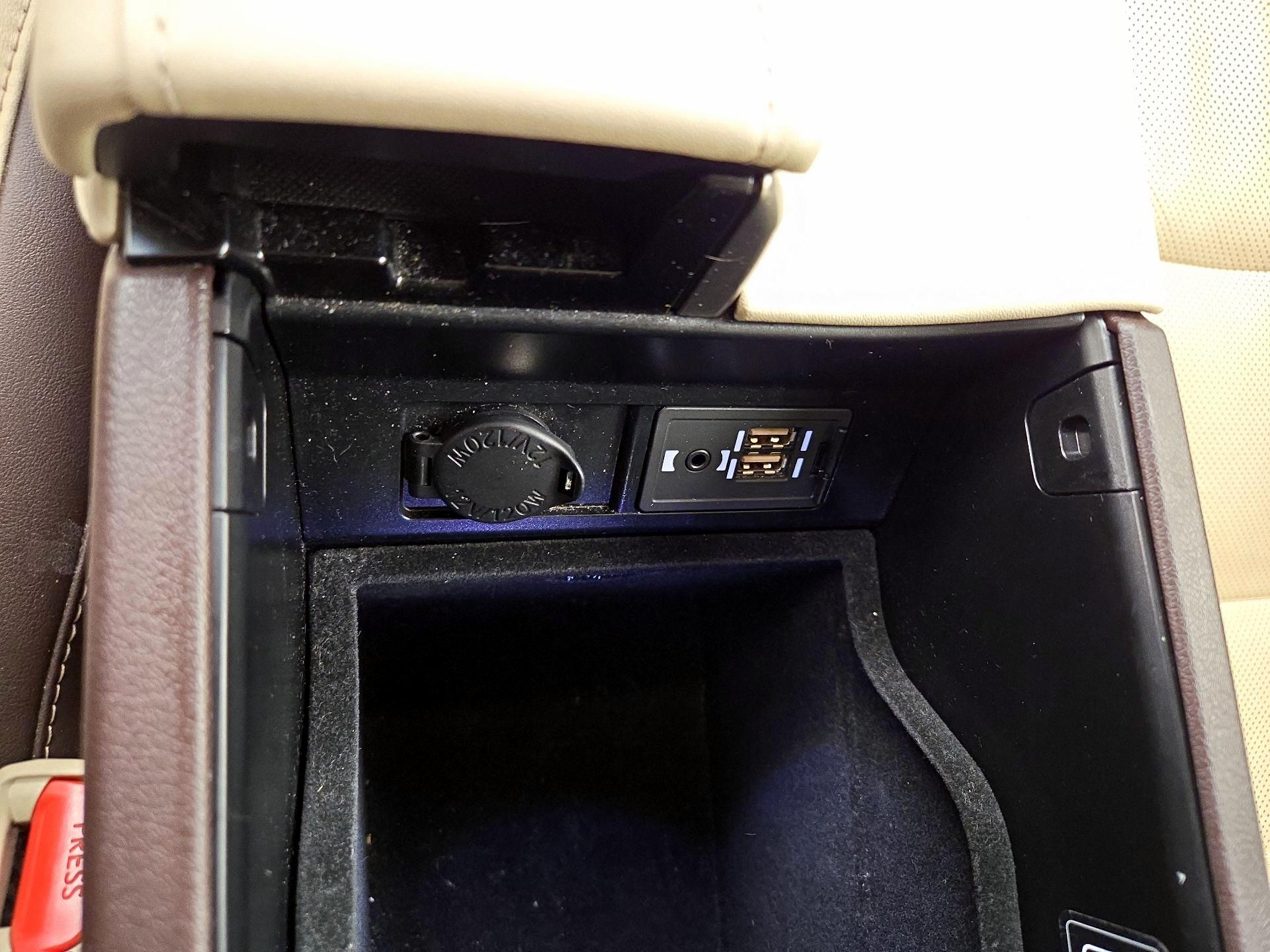 Thumbnail: 2017 Lexus RX - 19