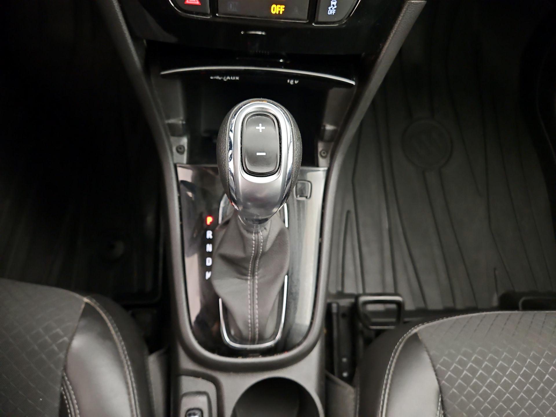 Thumbnail: 2022 Buick Encore - 17