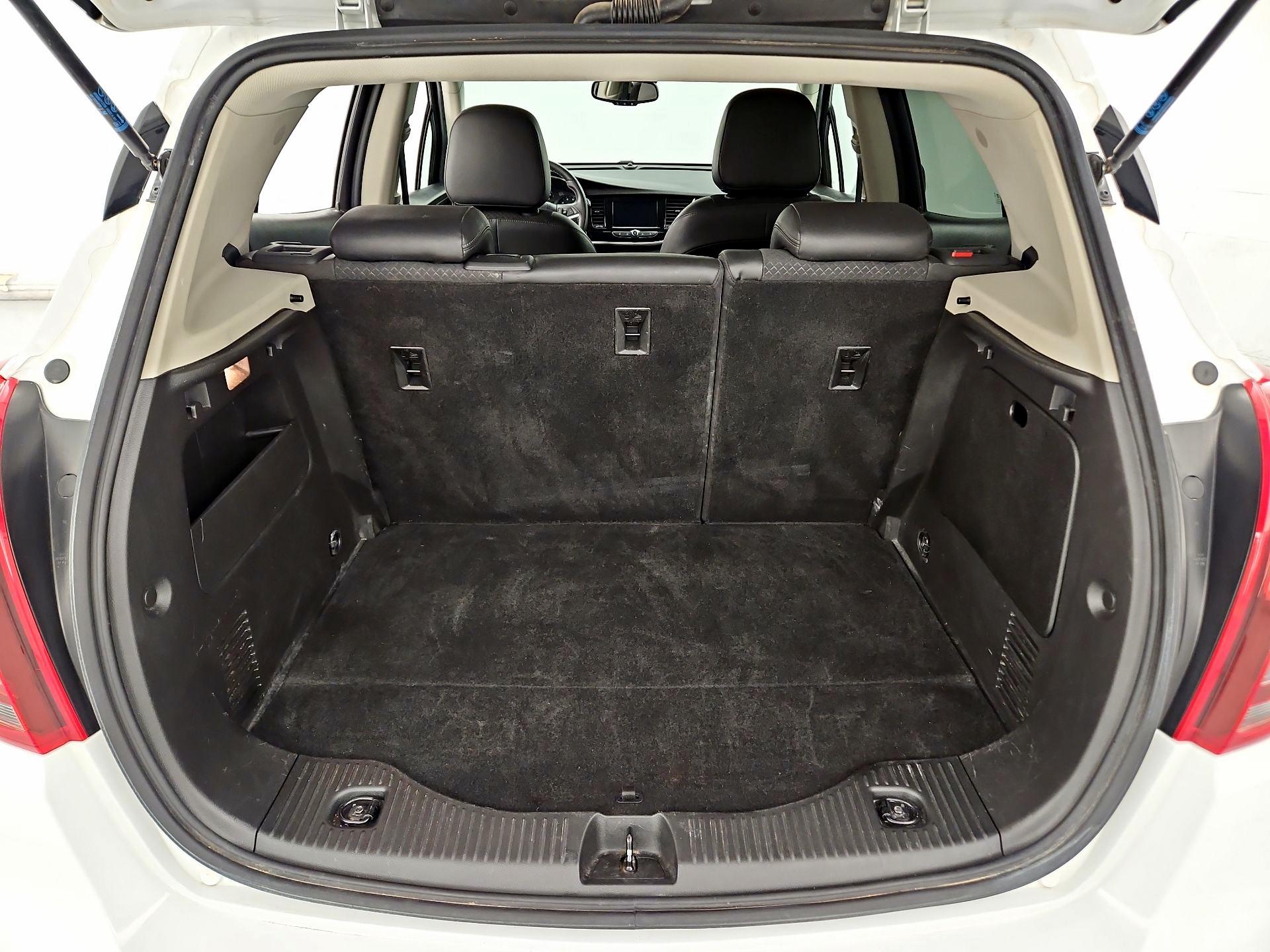 Thumbnail: 2022 Buick Encore - 20