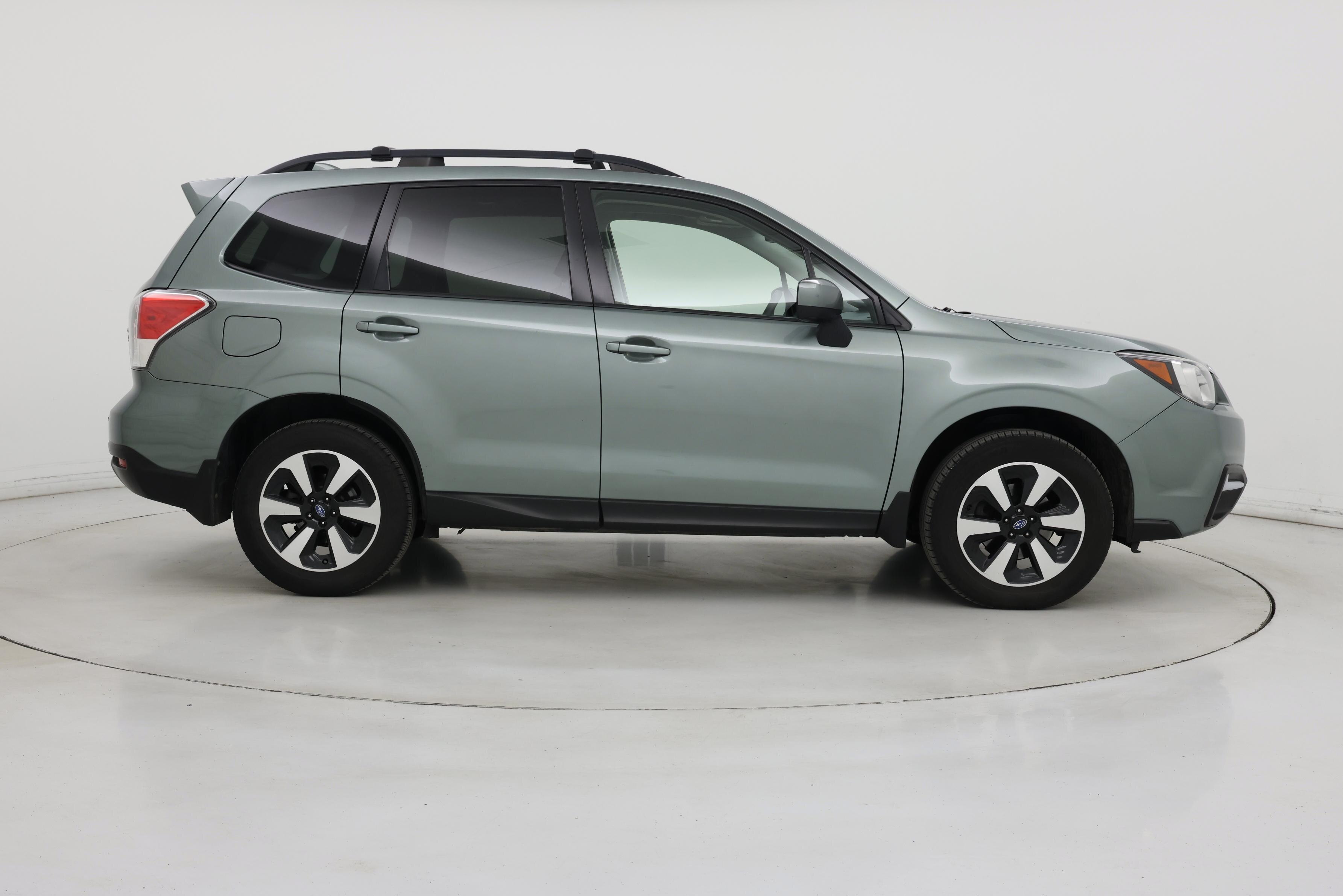 Thumbnail: 2017 Subaru Forester - 7