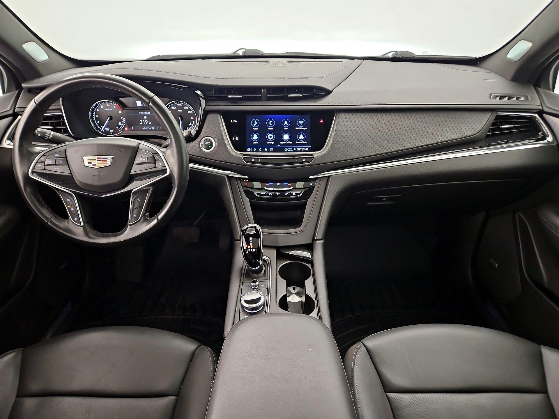 Thumbnail: 2023 Cadillac XT5 - 9