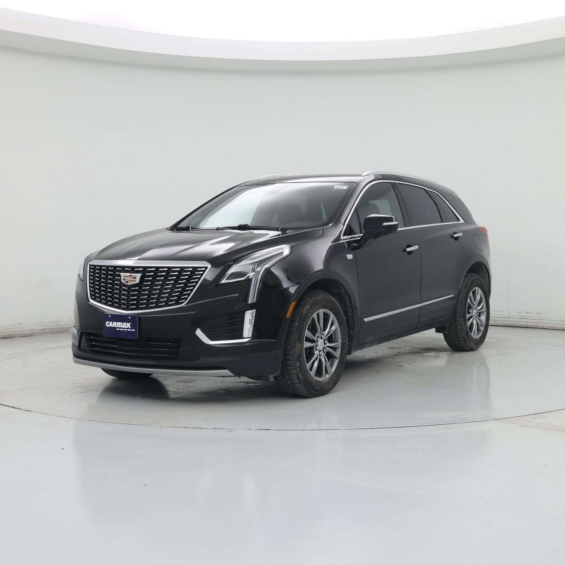 Thumbnail: 2023 Cadillac XT5 - 4