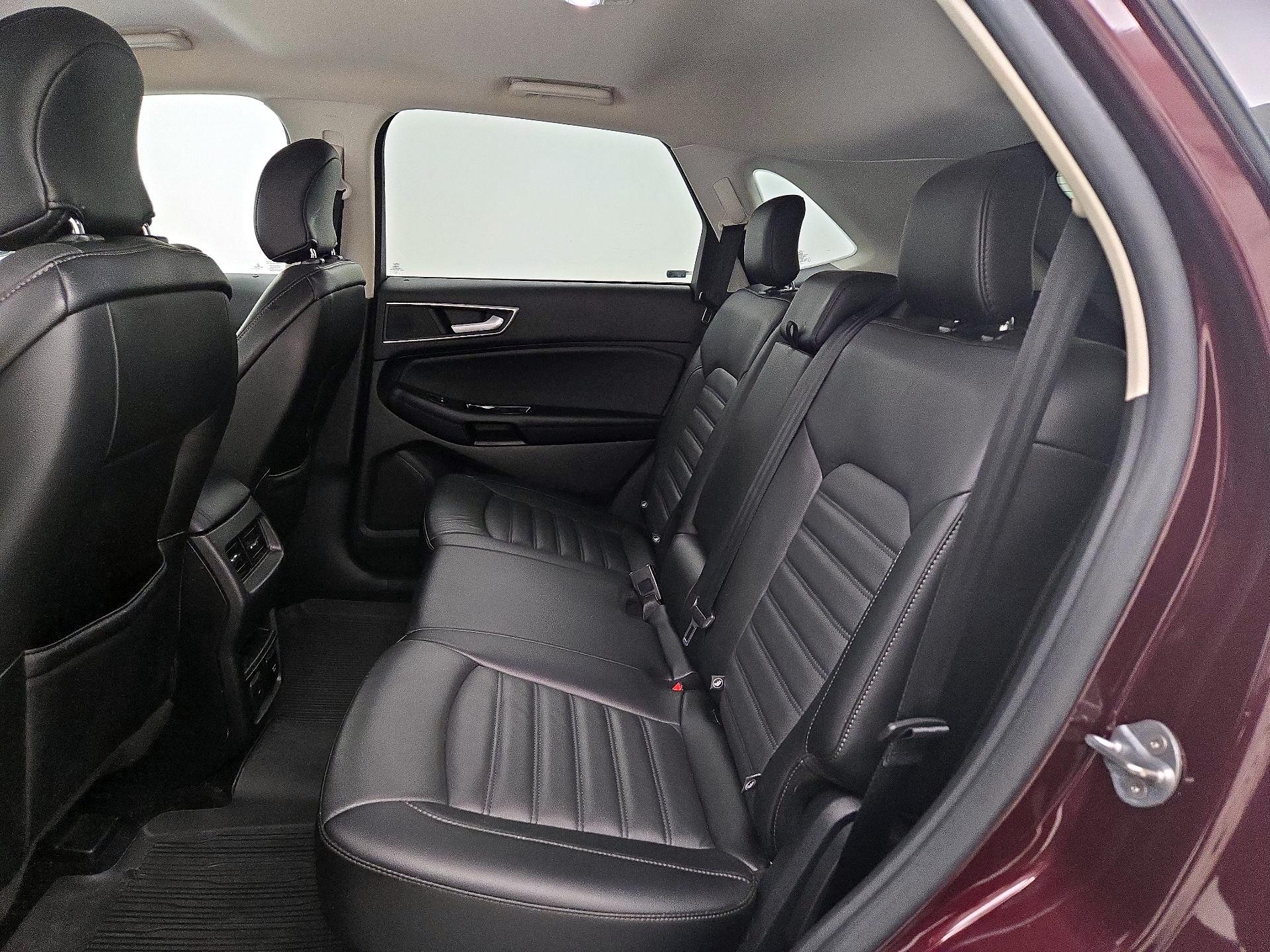 Thumbnail: 2018 Ford Edge - 20