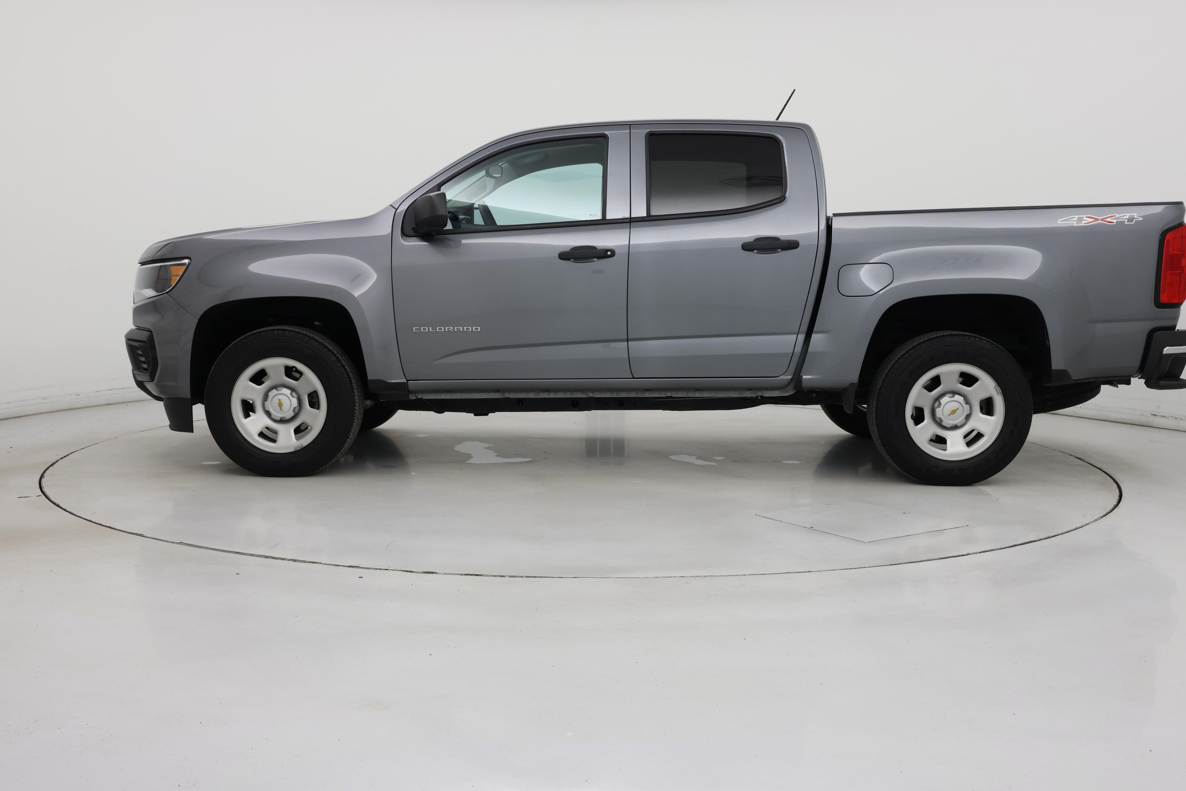 Thumbnail: 2022 Chevrolet Colorado - 3