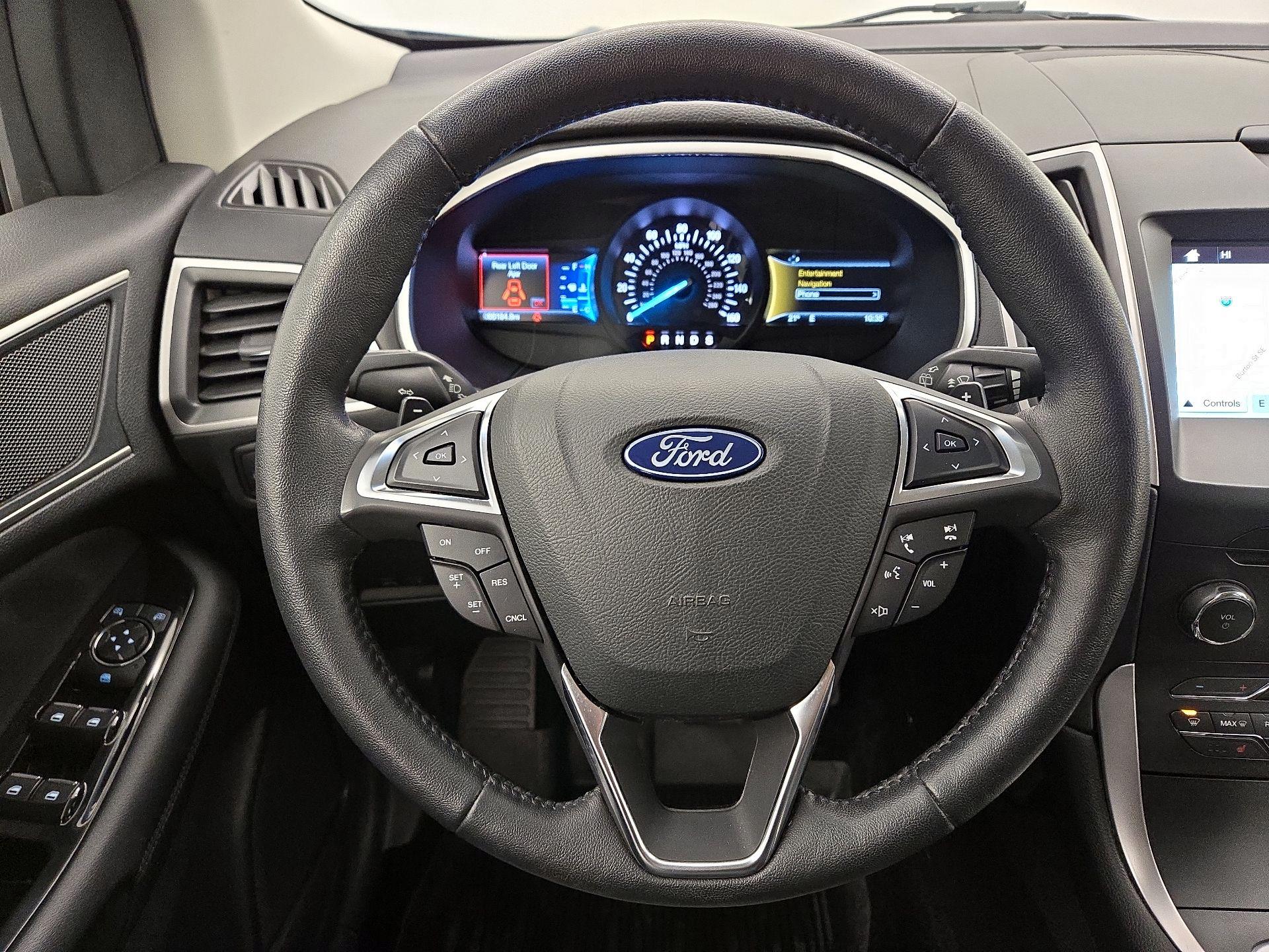 Thumbnail: 2018 Ford Edge - 10