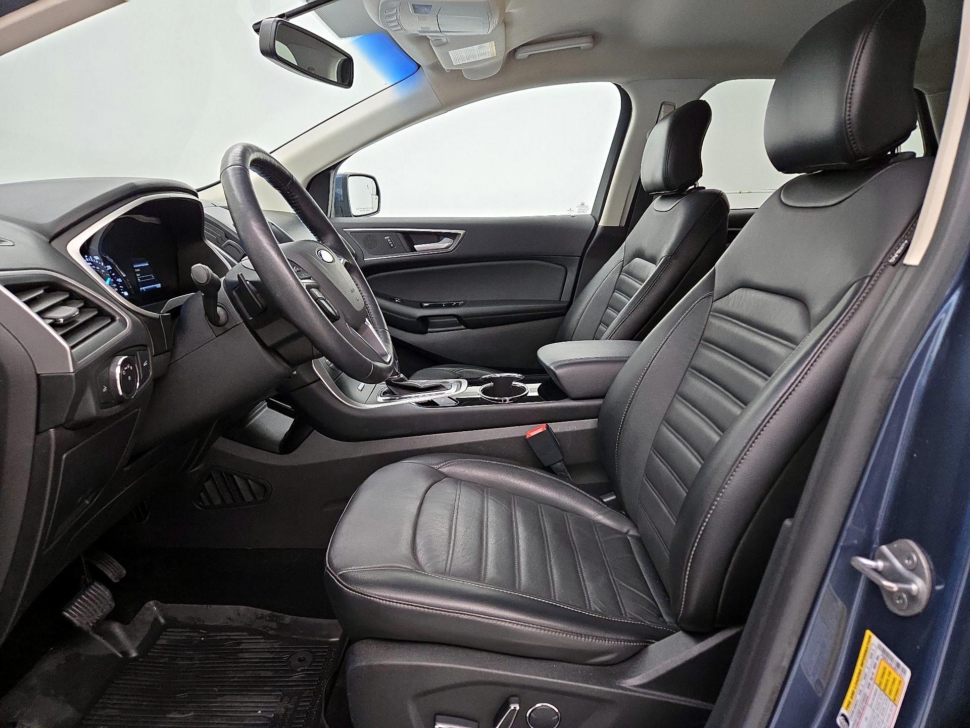 Thumbnail: 2018 Ford Edge - 11