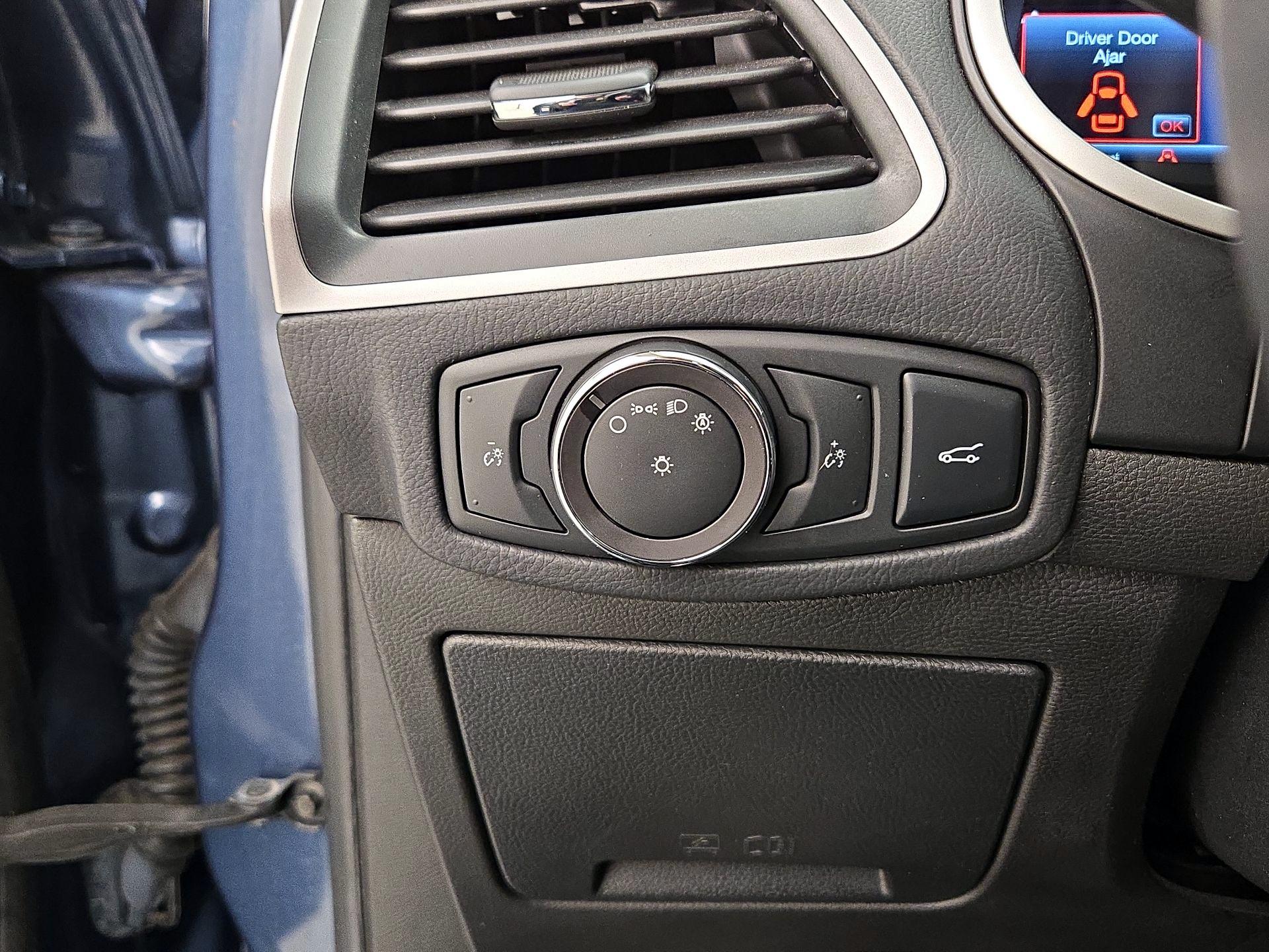 Thumbnail: 2018 Ford Edge - 13