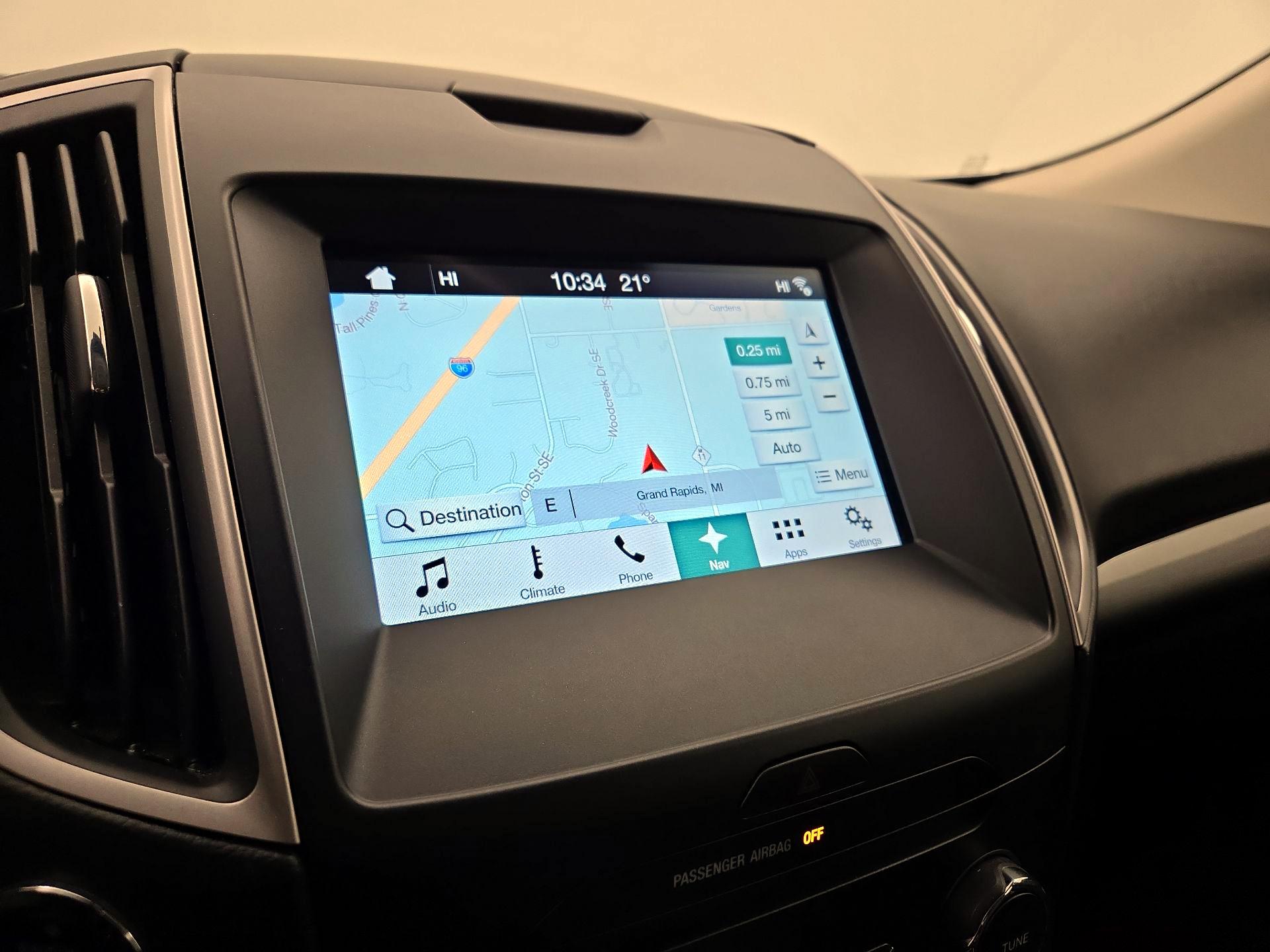 Thumbnail: 2018 Ford Edge - 14