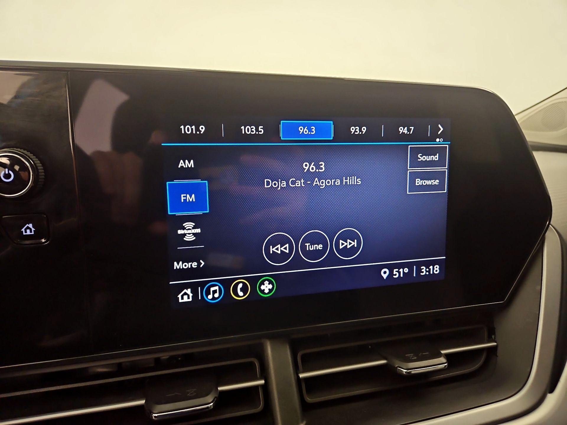 Thumbnail: 2025 Chevrolet Trax - 15