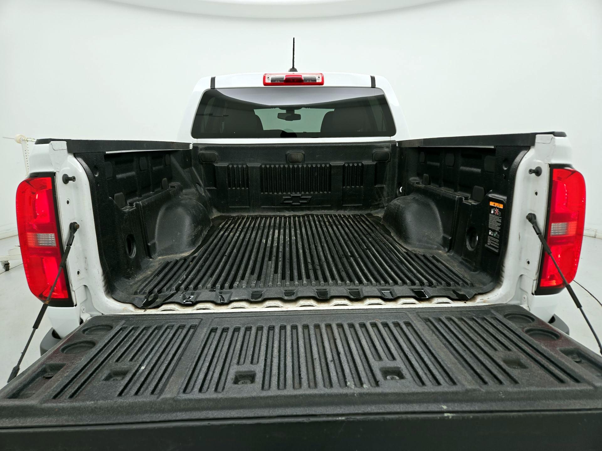 Thumbnail: 2021 Chevrolet Colorado - 20