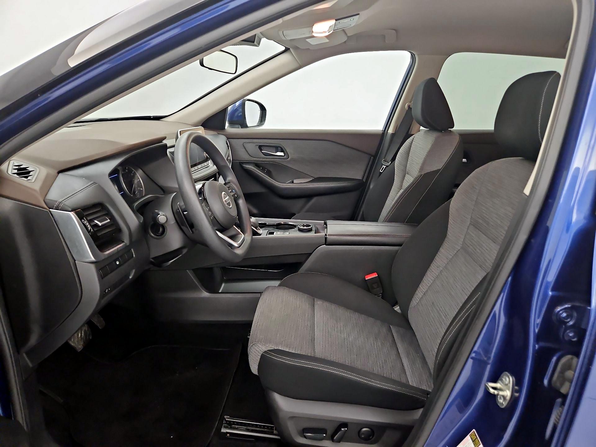 Thumbnail: 2021 Nissan Rogue - 11