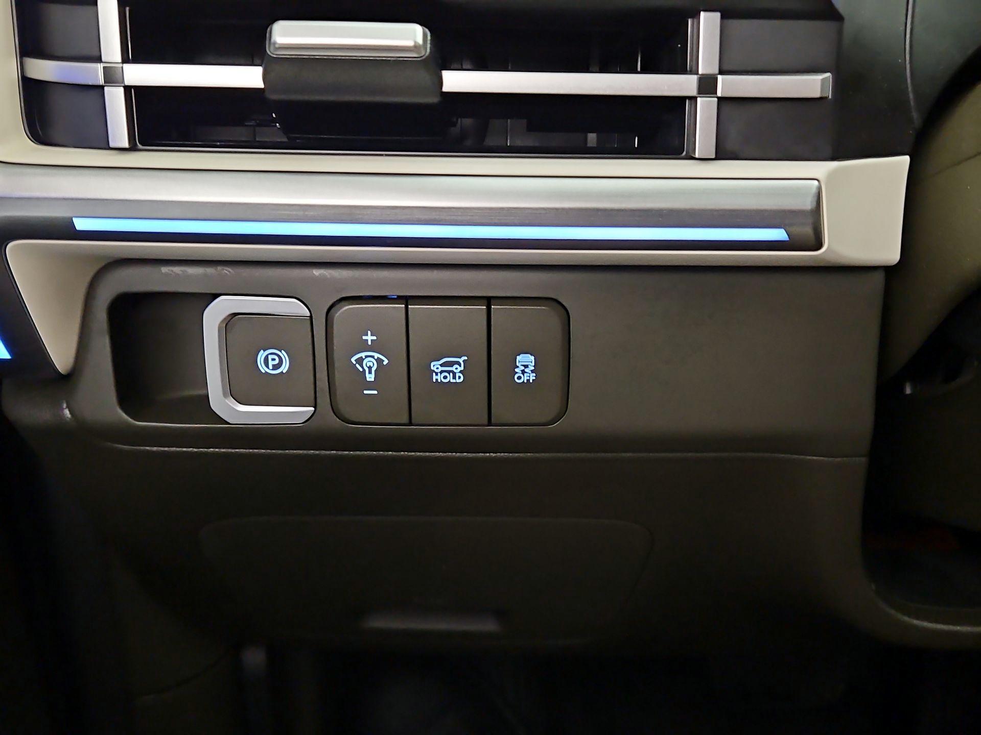 Thumbnail: 2025 Hyundai Santa Fe - 13