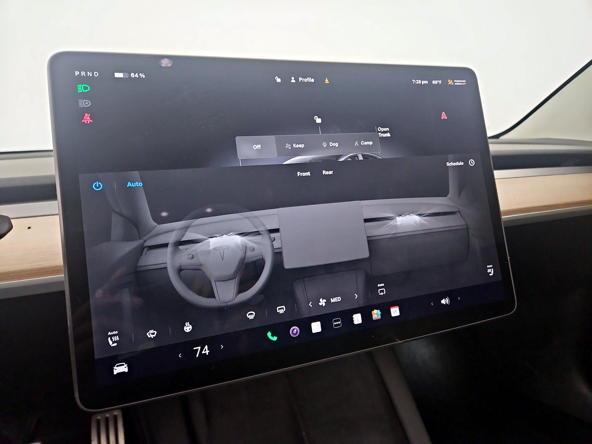 Thumbnail: 2023 Tesla Model 3 - 16