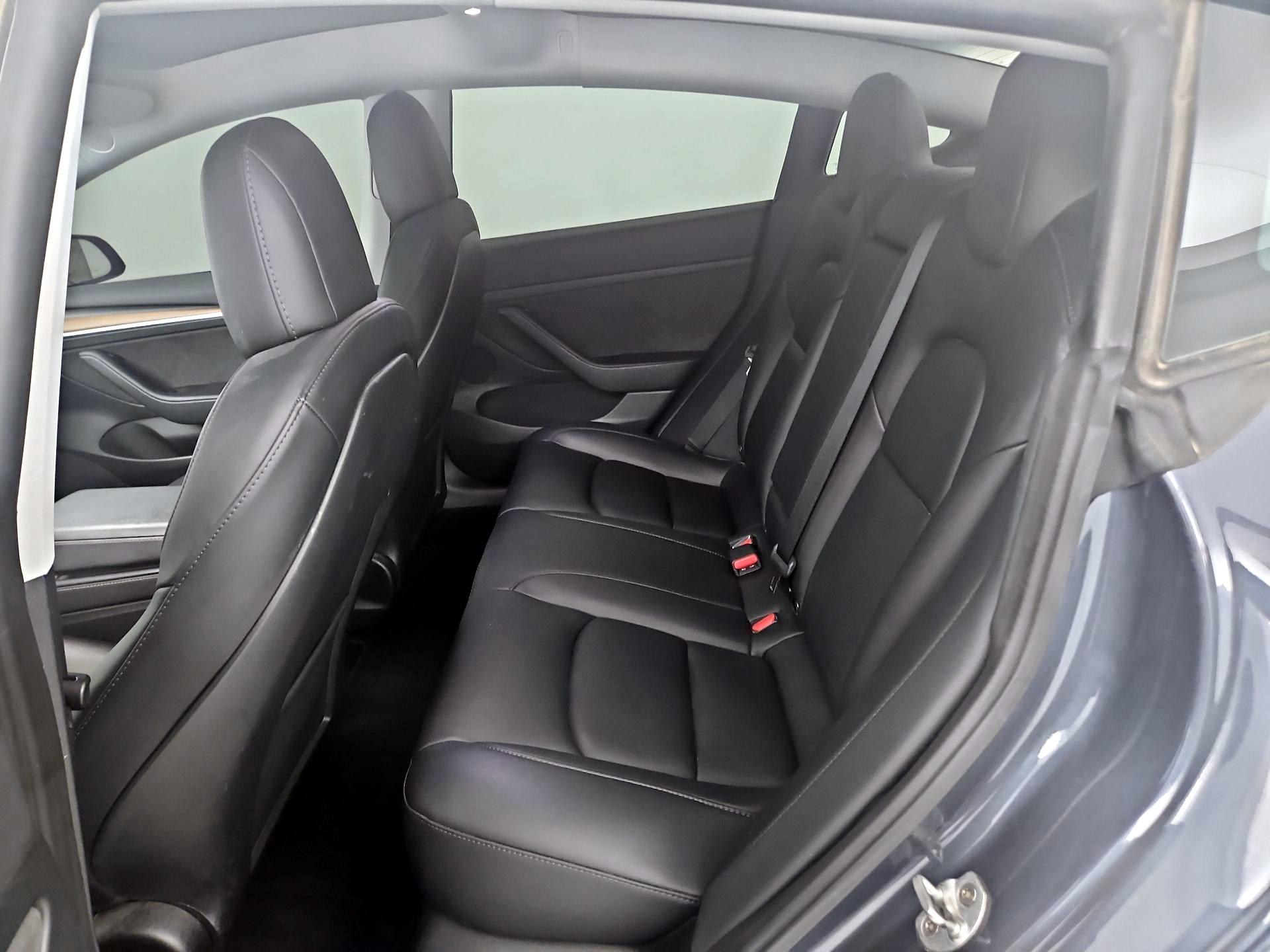 Thumbnail: 2023 Tesla Model 3 - 20