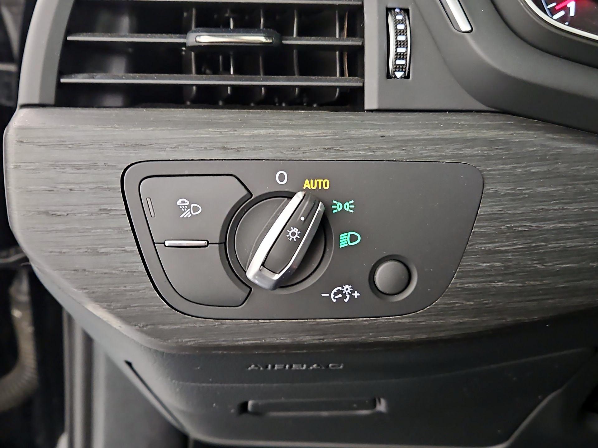 Thumbnail: 2020 Audi A4 - 13