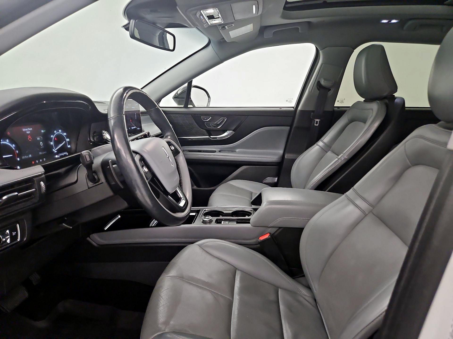 Thumbnail: 2021 Lincoln Corsair - 11